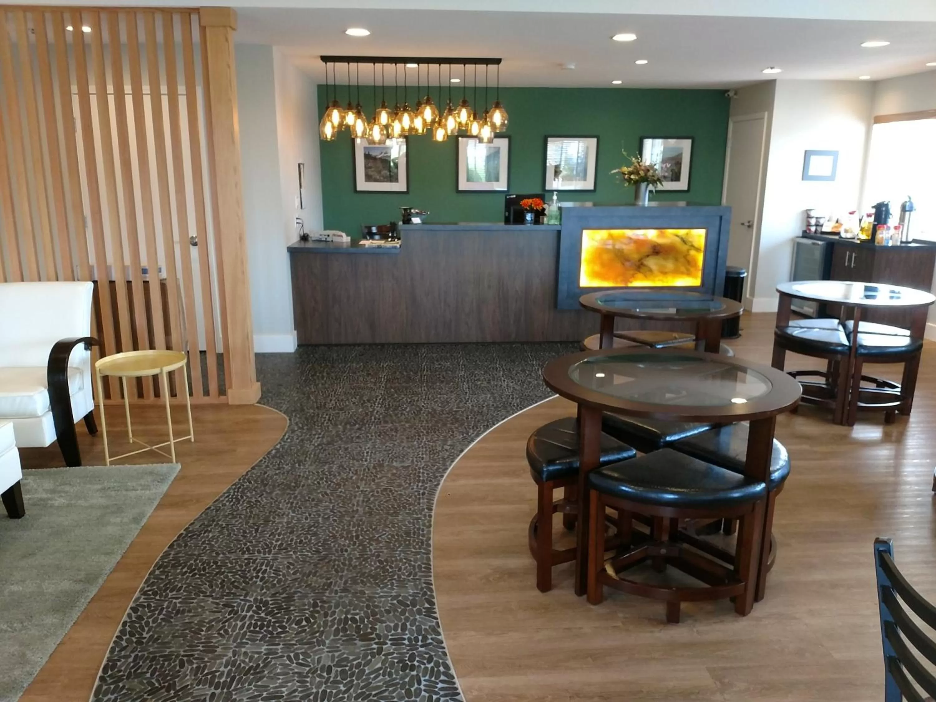 Lobby or reception in Lewis River Inn