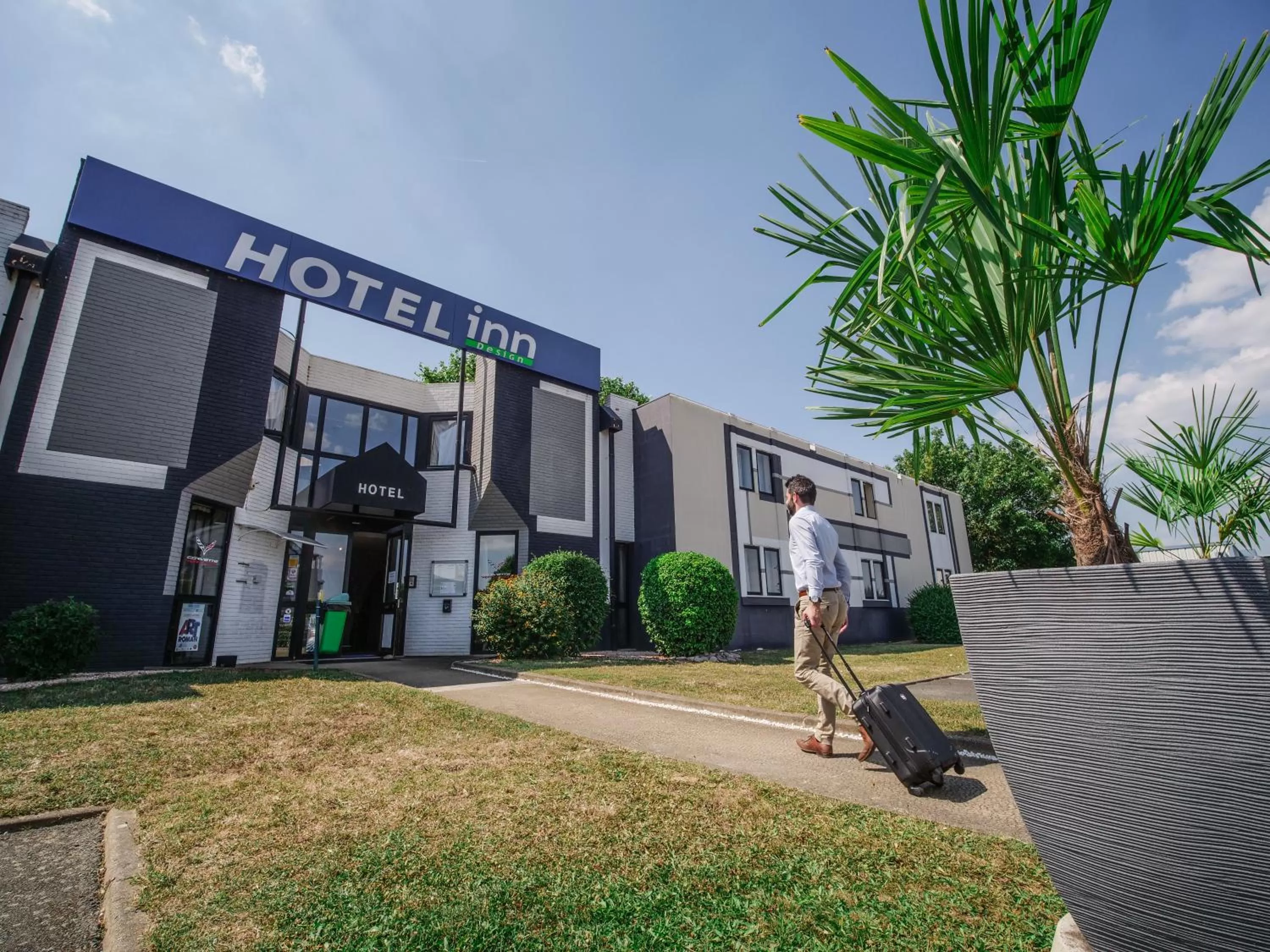 Property building in Hôtel Inn Design Resto Novo Le Mans