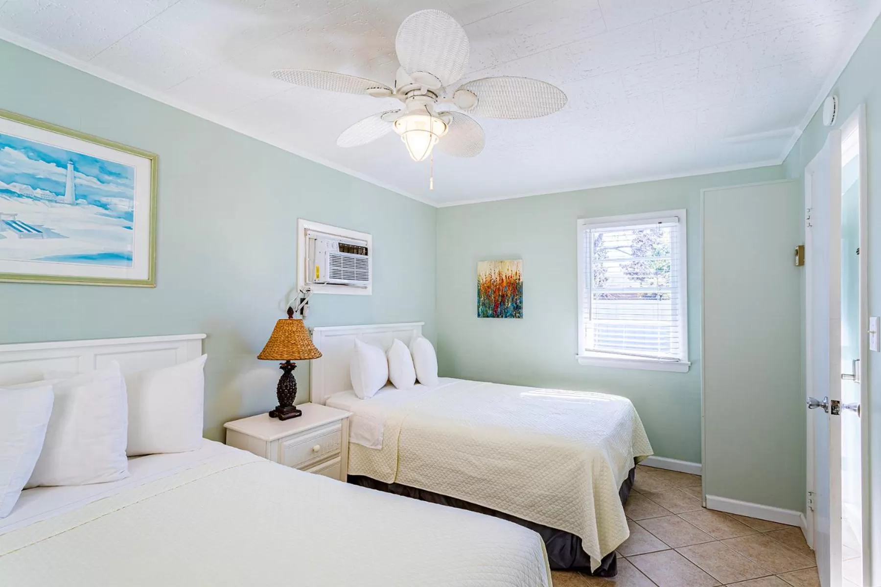 Bed in Island Motel OBX