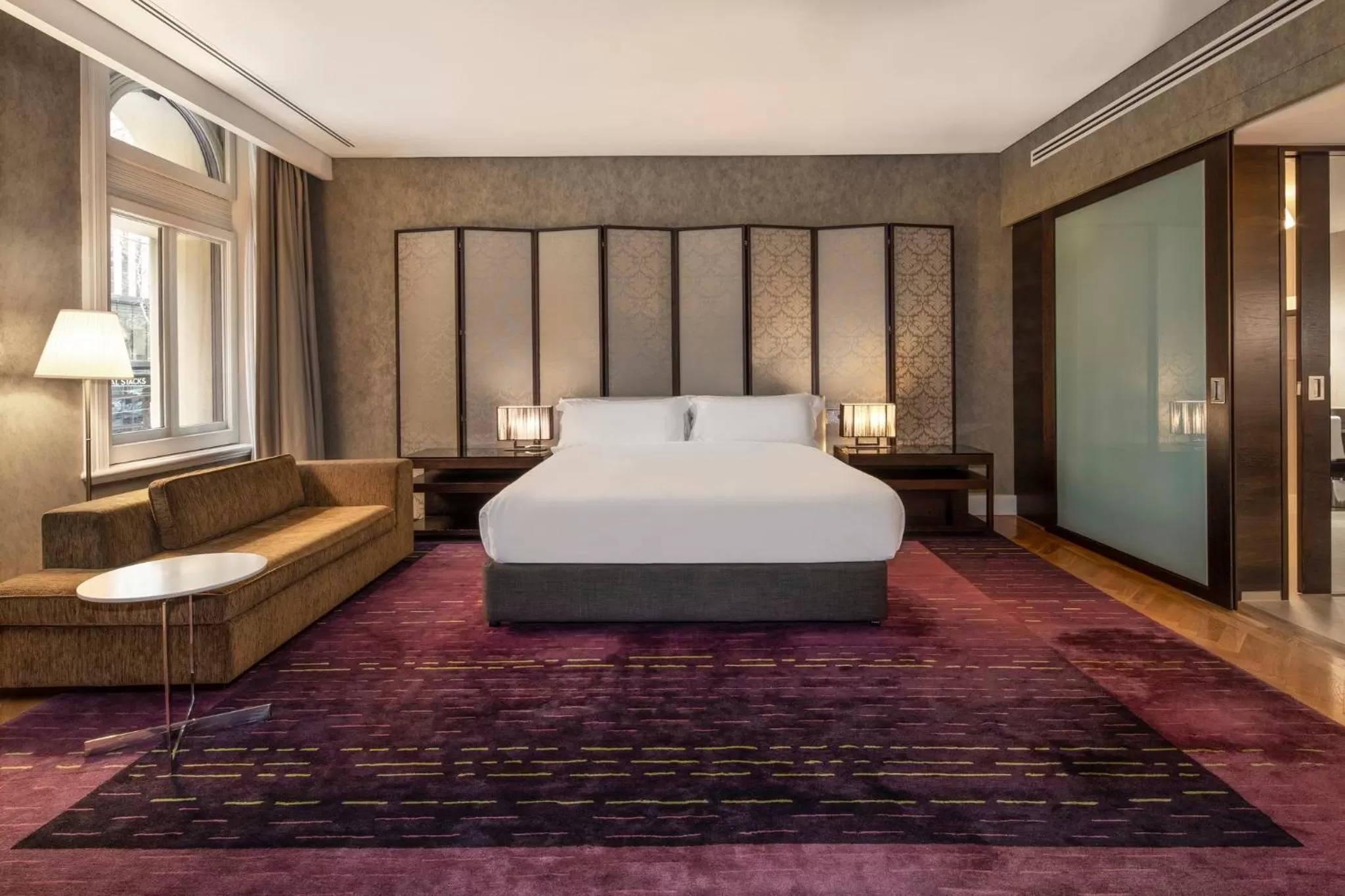 Photo of the whole room, Bed in InterContinental Melbourne The Rialto by IHG