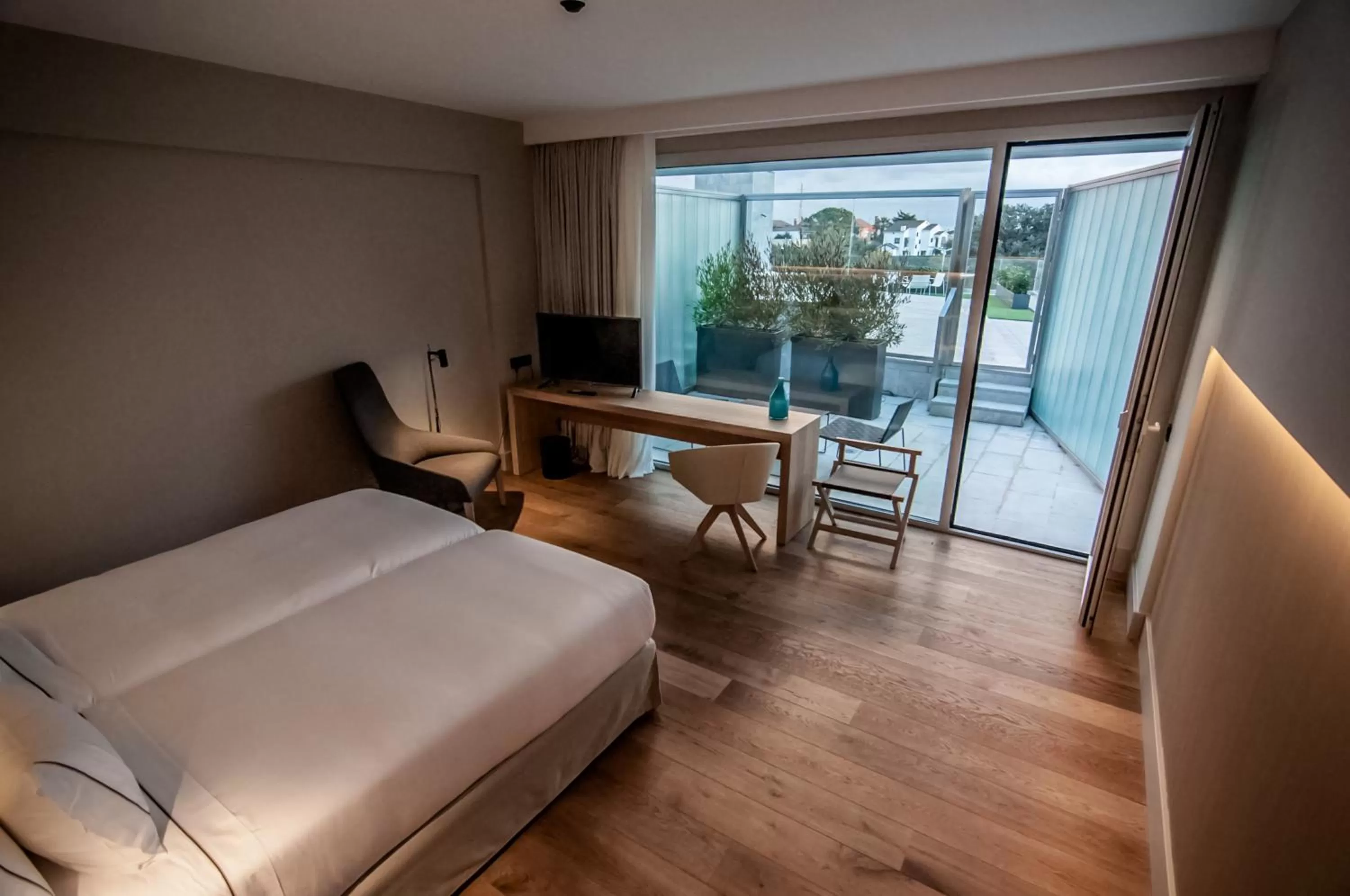 Photo of the whole room, Bed in Hotel Sorli Emocions