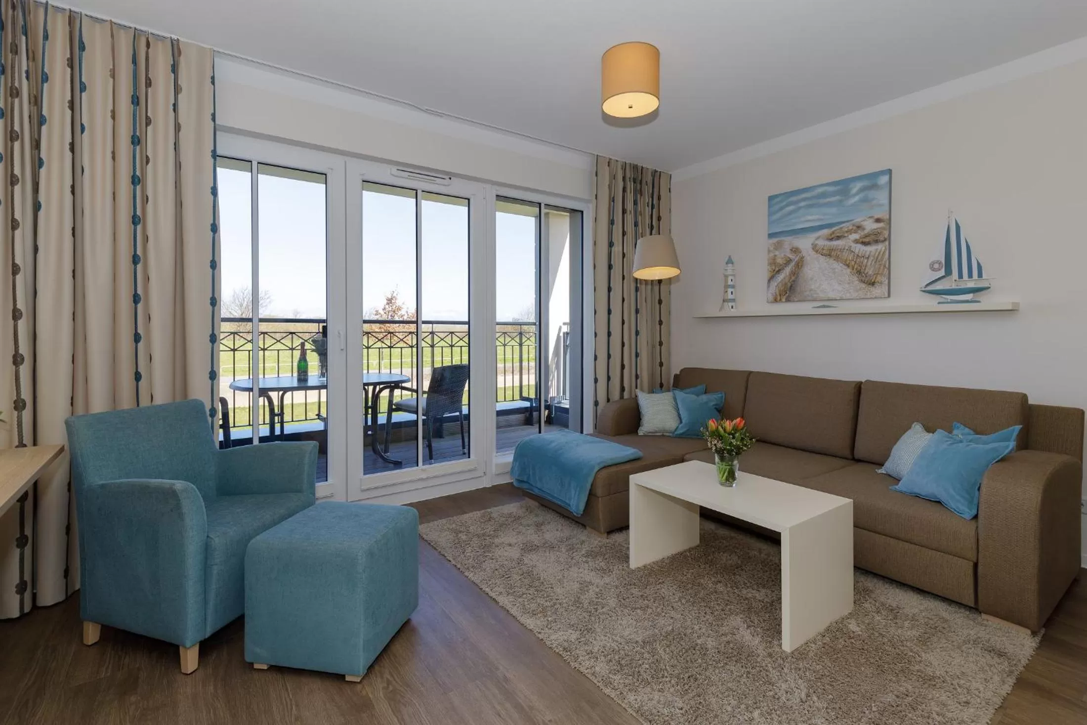 Two-Bedroom Suite in Aparthotel Waterkant Suites - Fewos am Meer mit SPA
