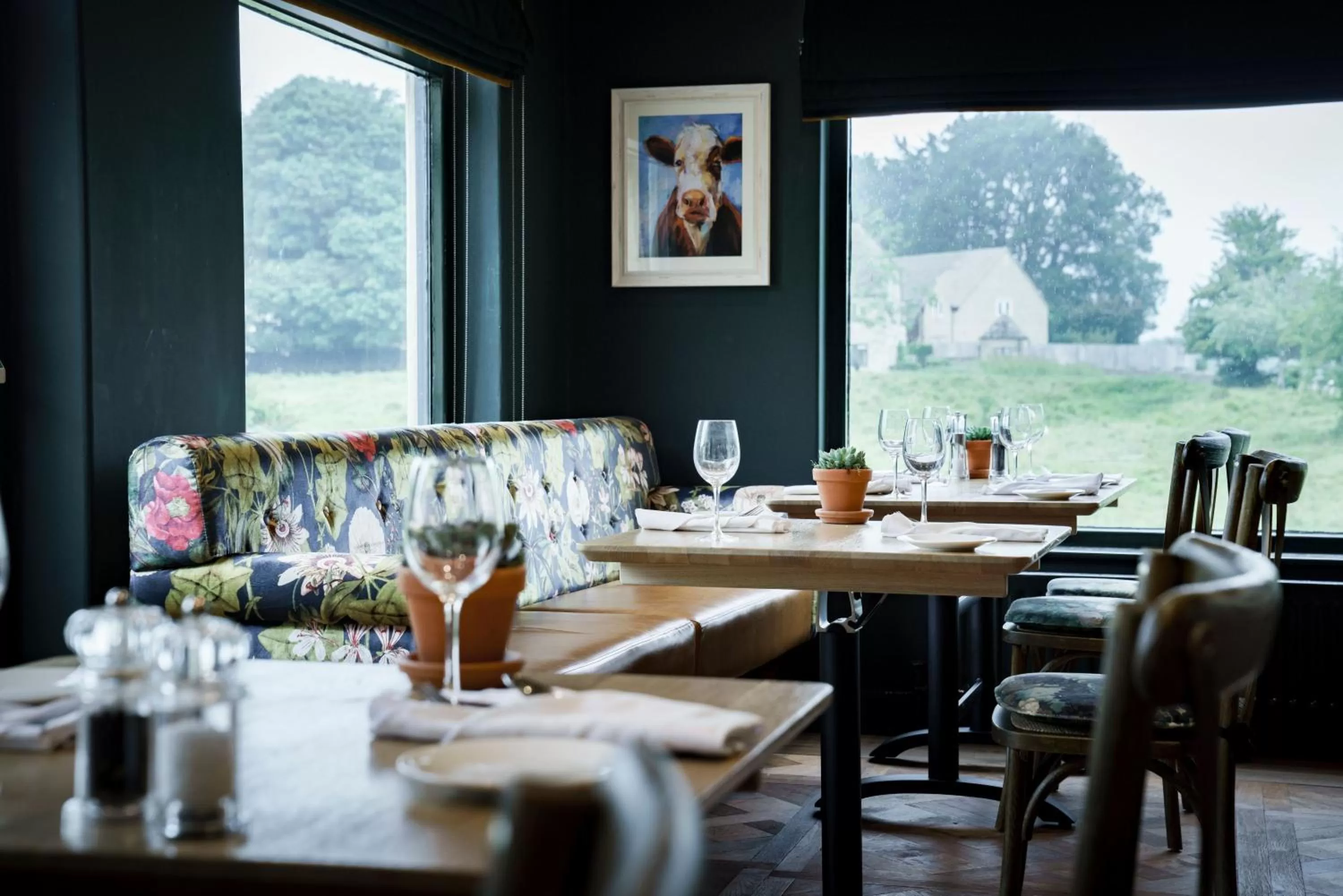 Restaurant/places to eat in The Bear Of Rodborough Hotel