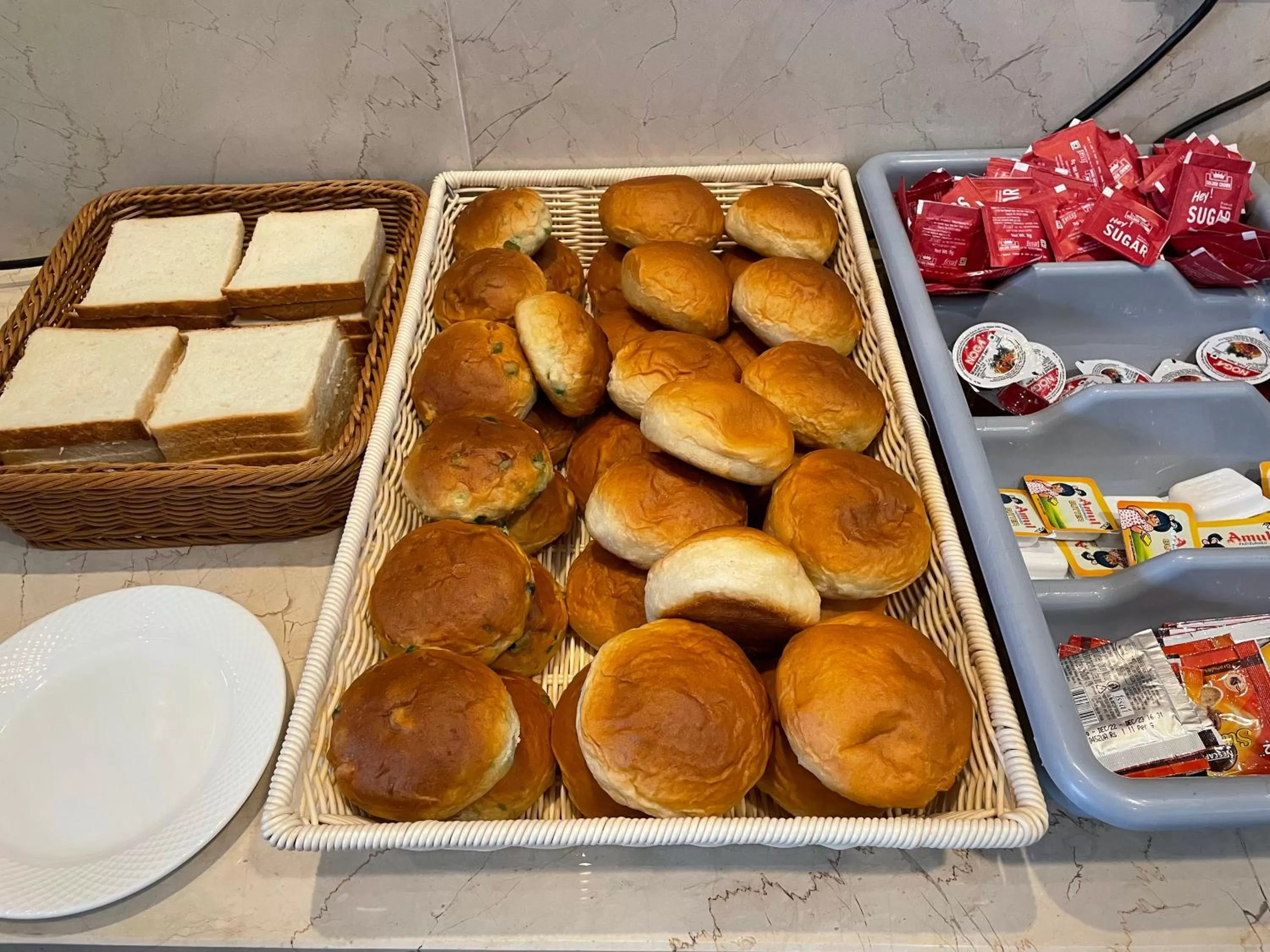 Breakfast in Le Seasons Resort