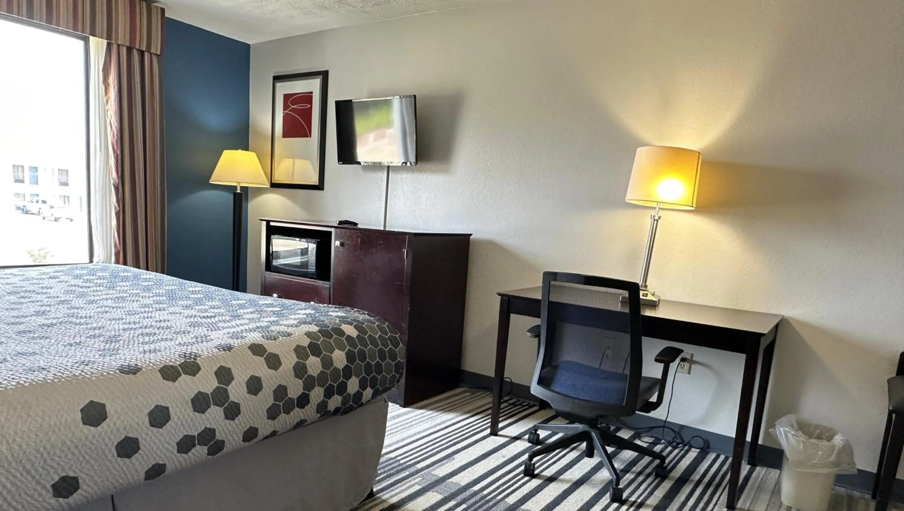 Bedroom, Bed in Super Inn & Suites Philadelphia