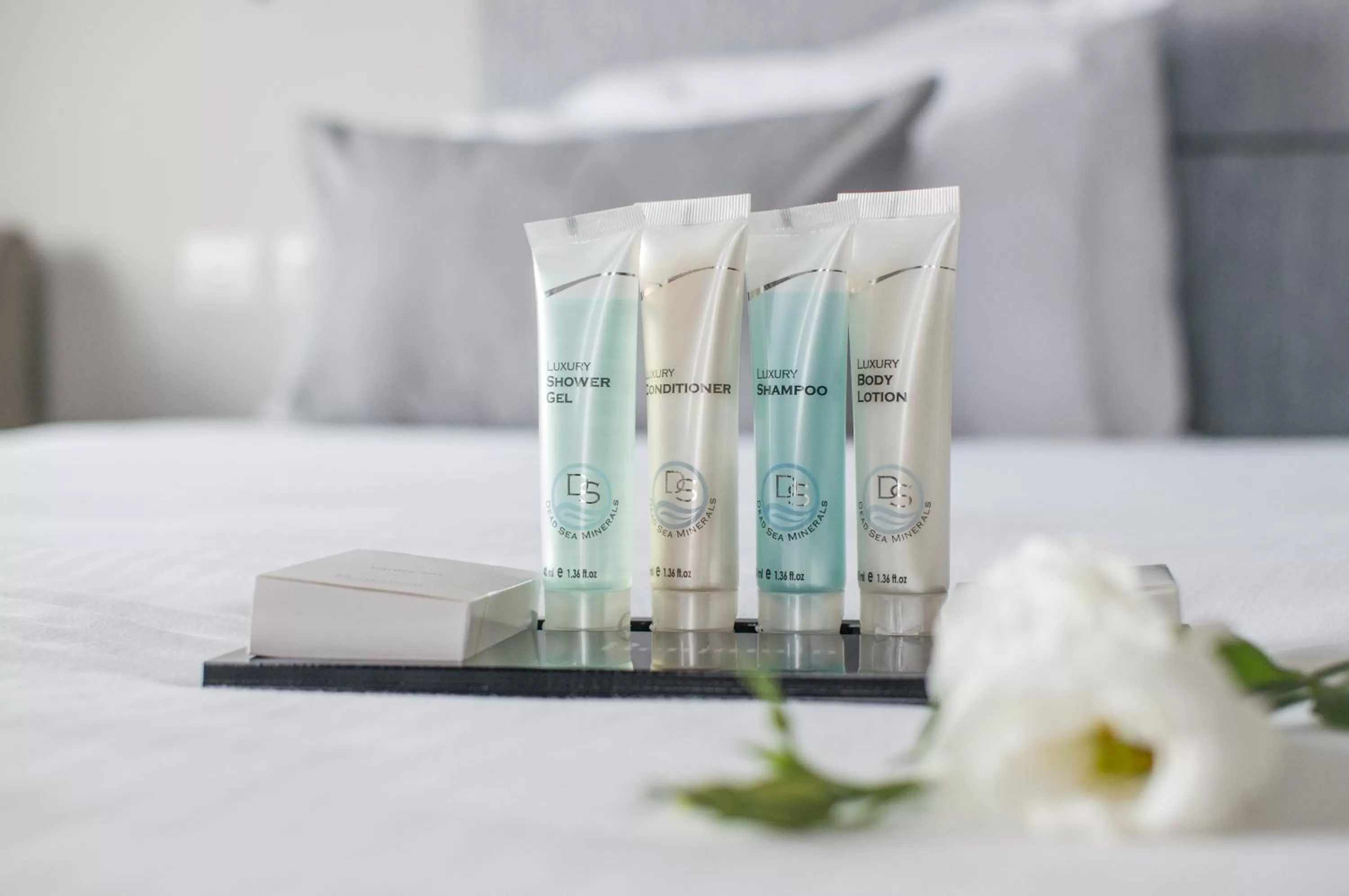 Bathroom, Bed in Benjamin Business Hotel