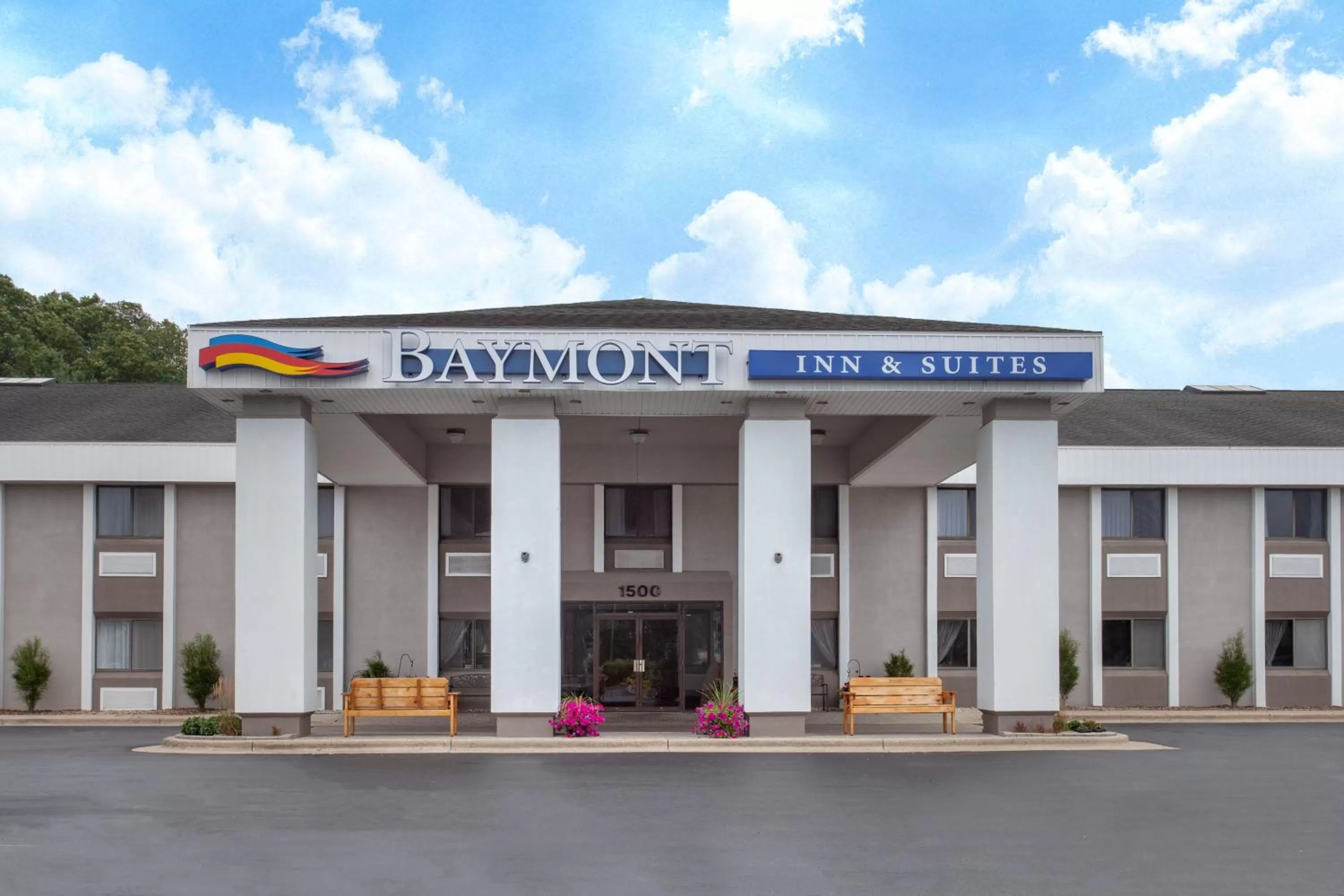 Facade/entrance in Baymont by Wyndham Grand Haven