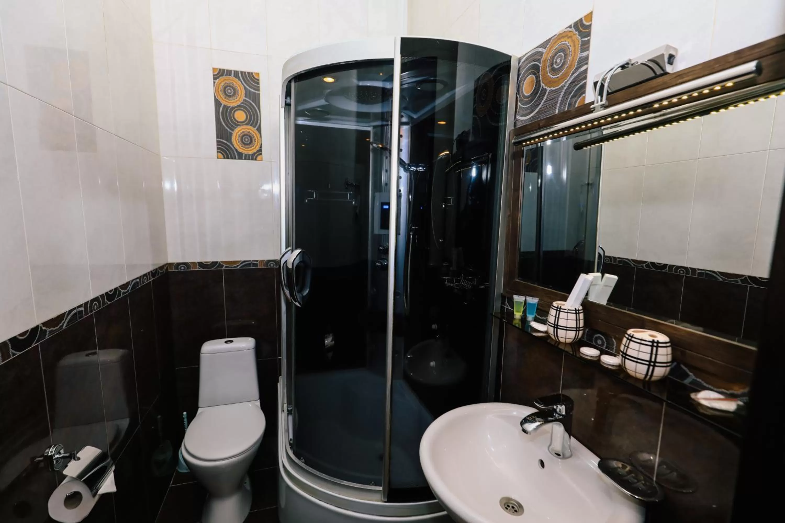 Bathroom in Tamarisi Old Tbilisi