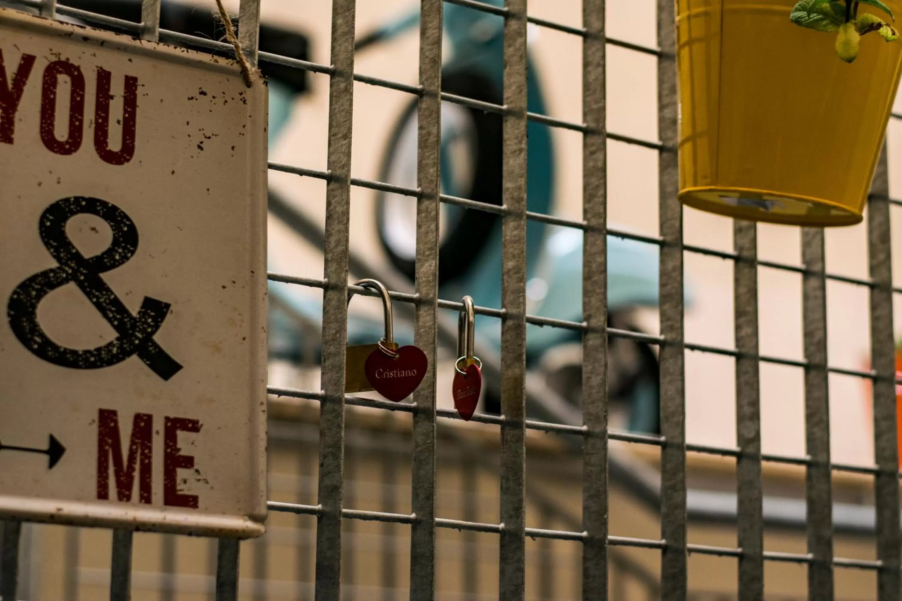 Text overlay in Hostel Trastevere