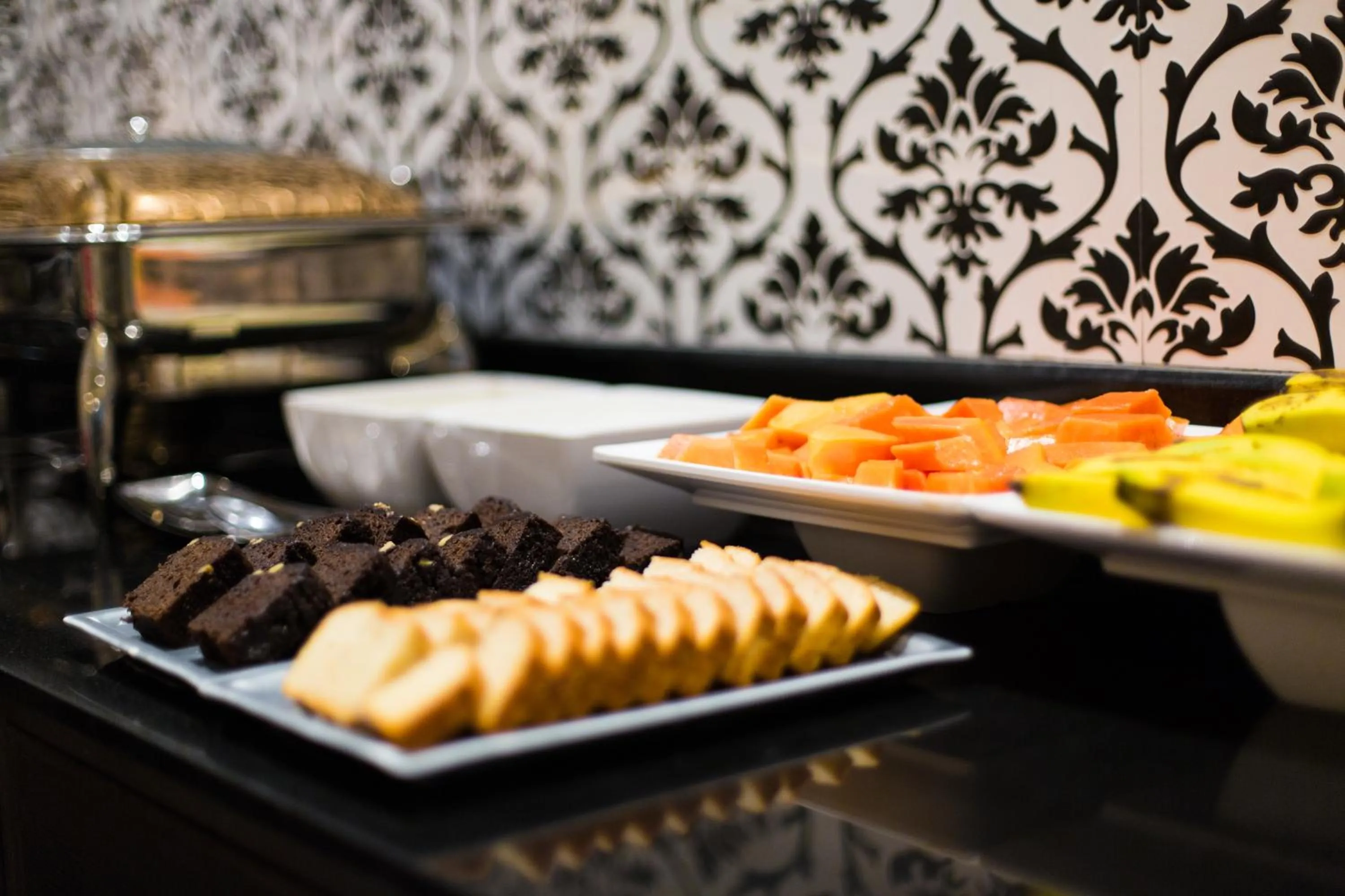 Food in Diamond Hotel