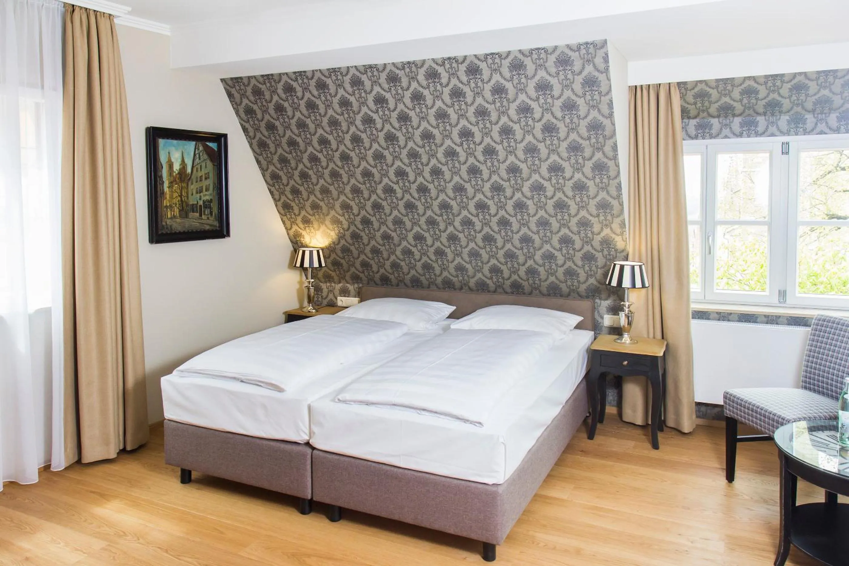 Photo of the whole room, Bed in Hotel Reichsküchenmeister