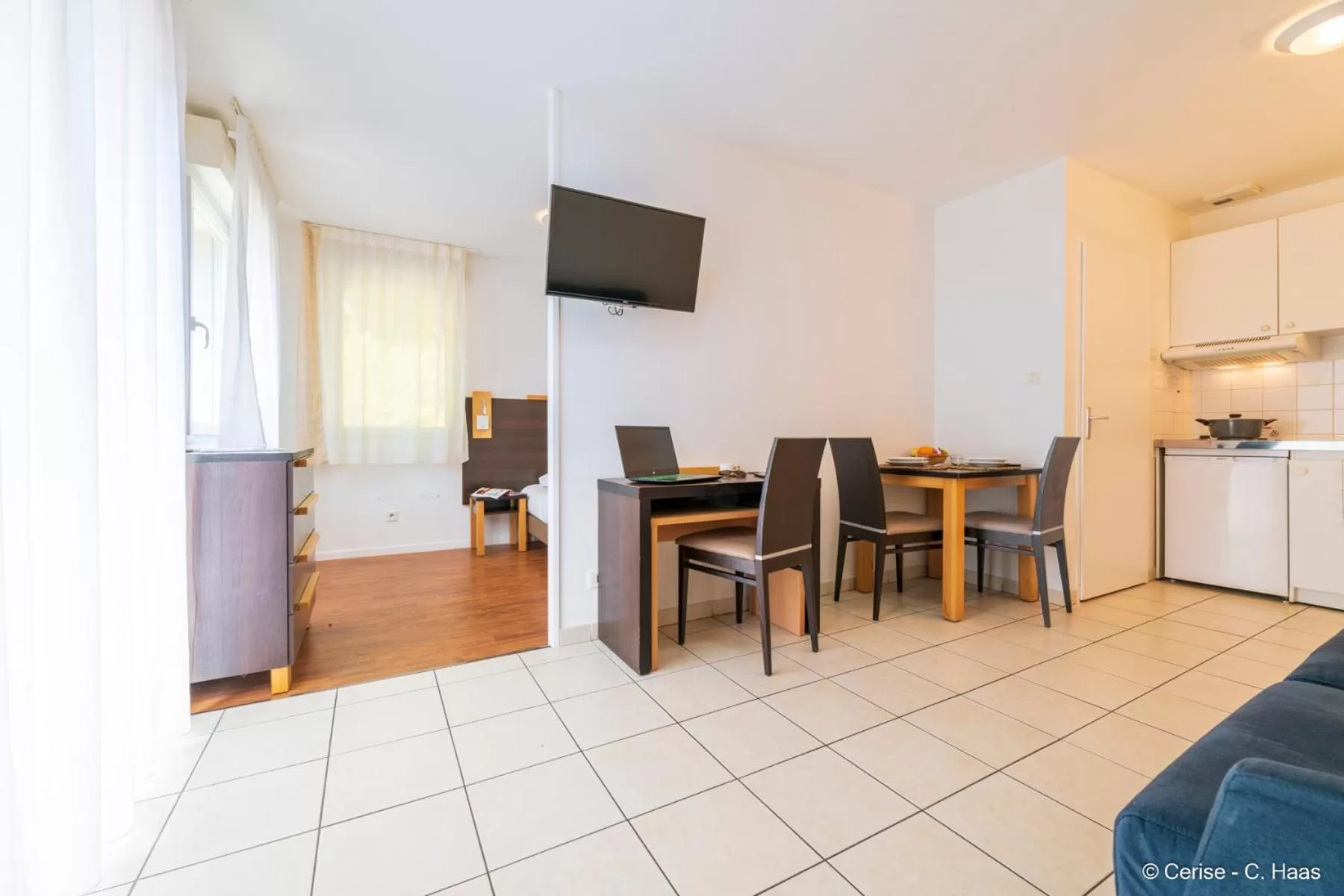 Living room in Cerise Nantes Atlantis