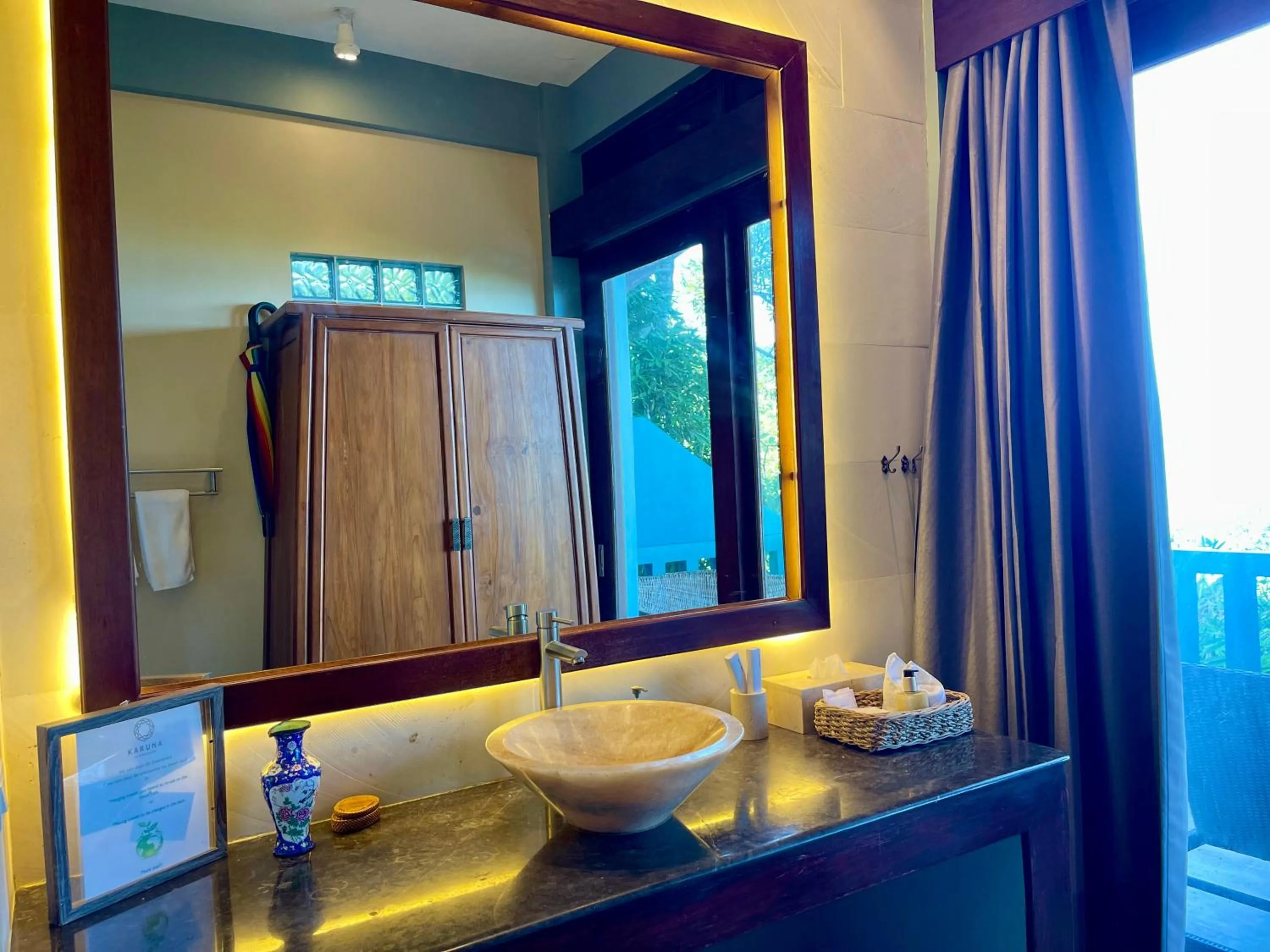 wardrobe in Karuna El Nido Villas