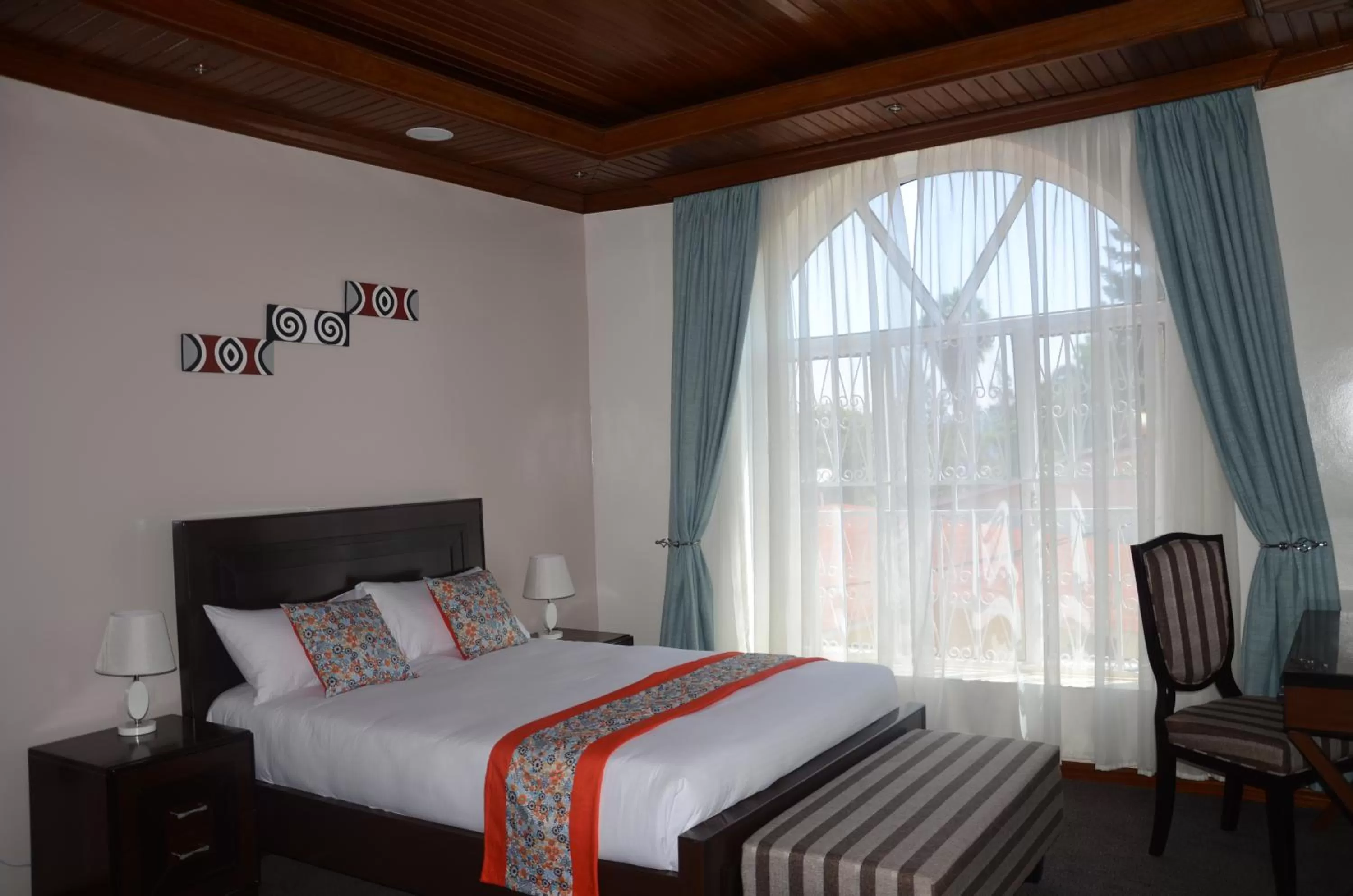 Photo of the whole room, Bed in Villa Asimba