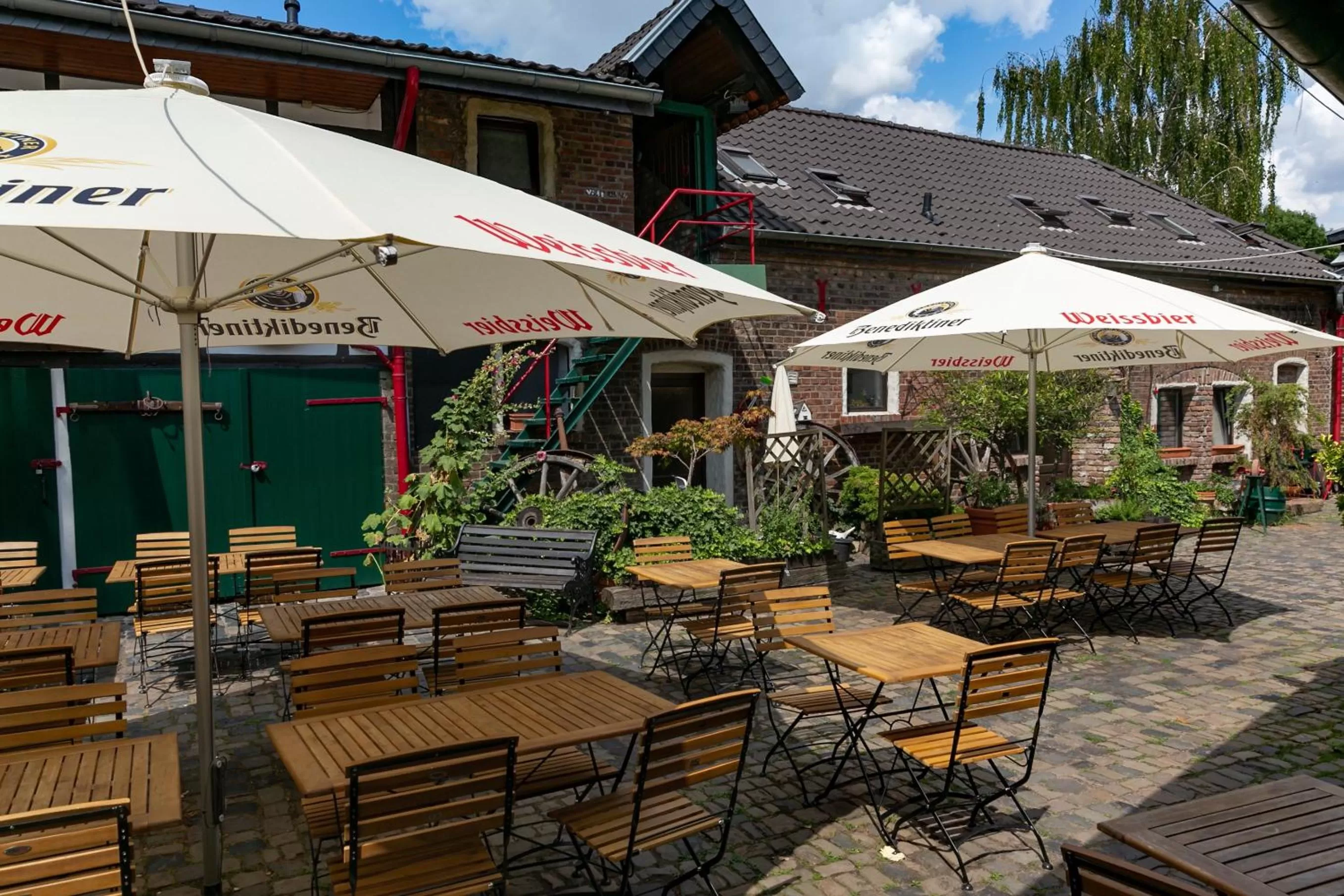 Food and drinks in Landhaus Pohlhof