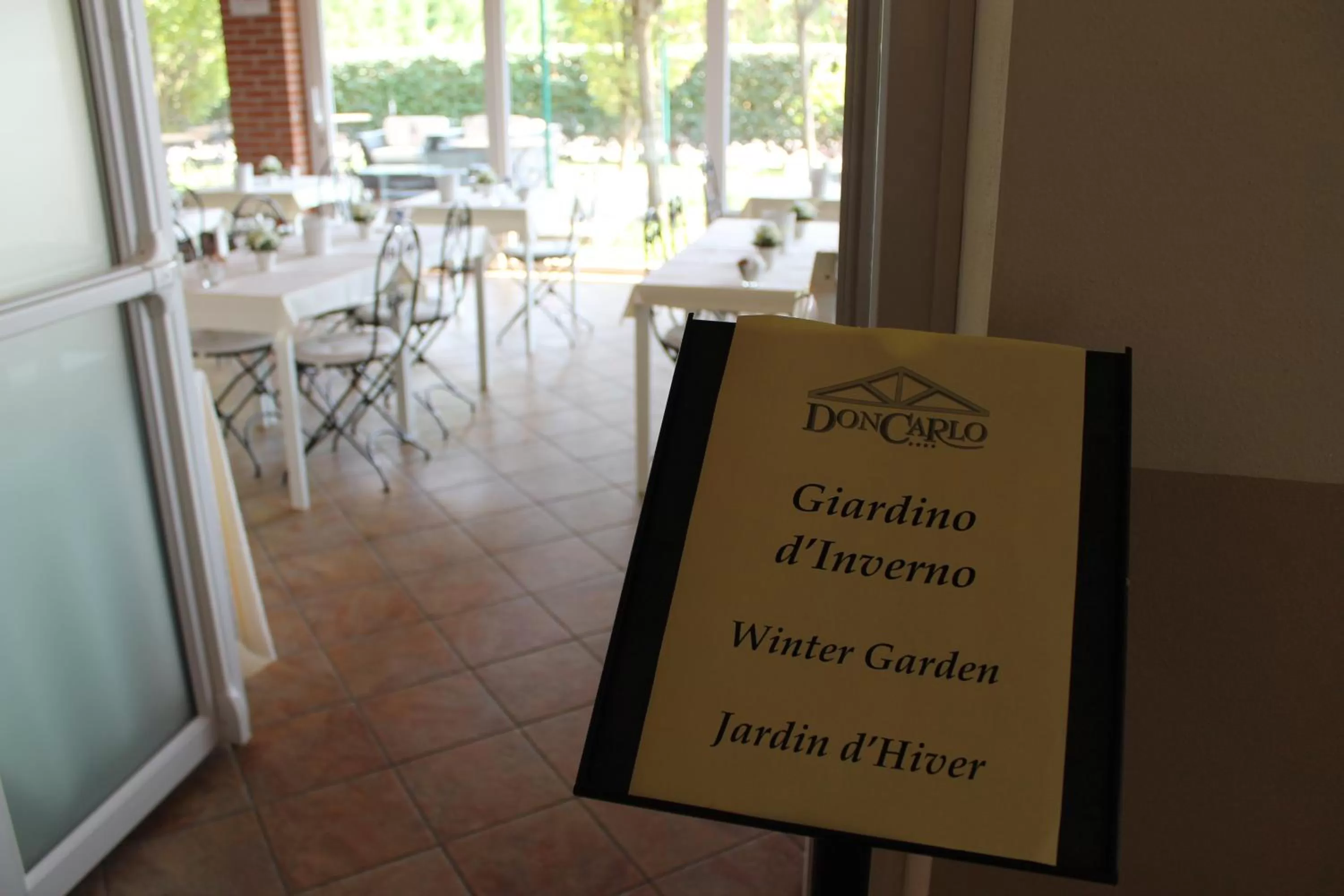 Restaurant/places to eat in Hotel Don Carlo