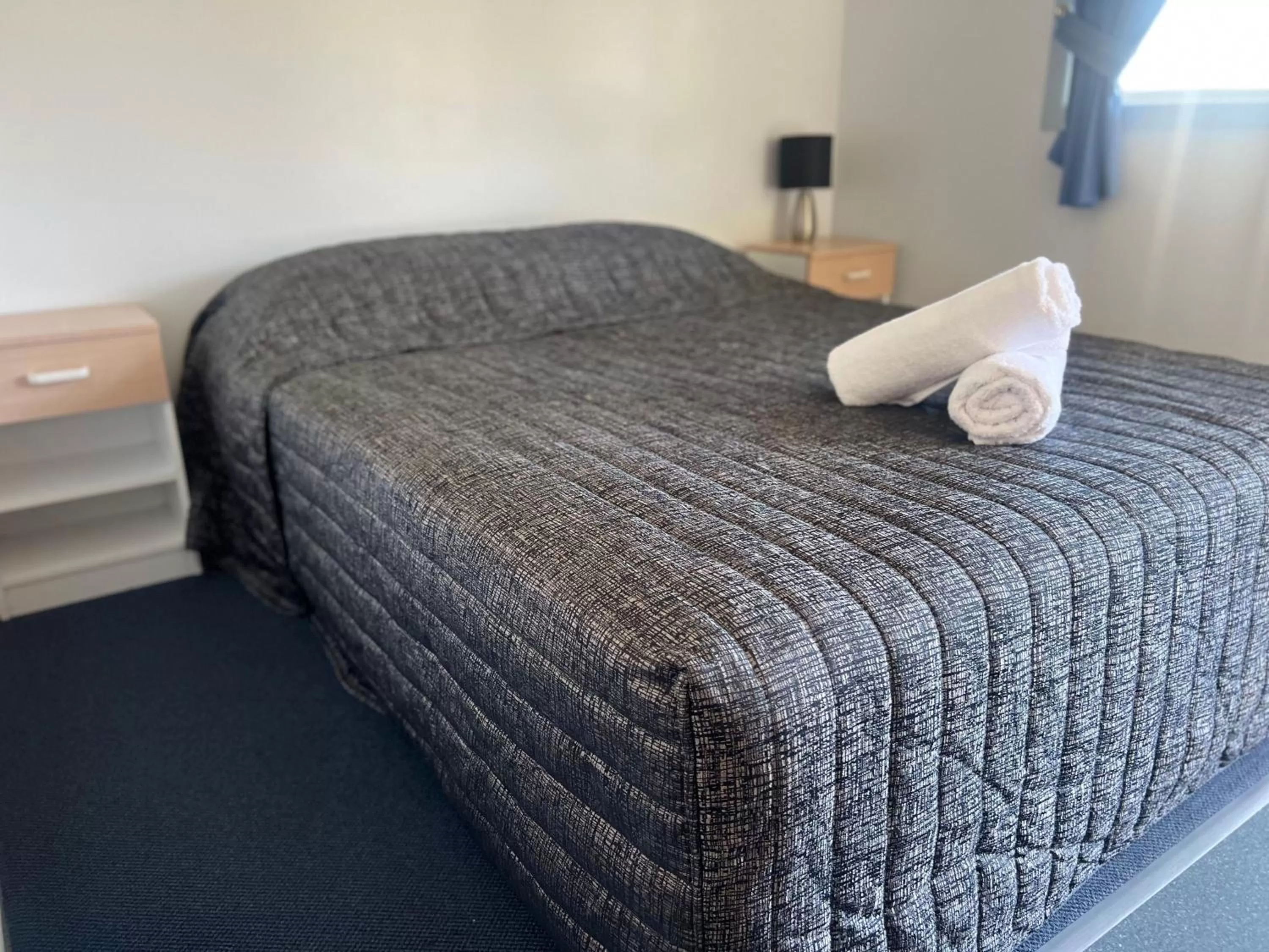 Bed in Pete's Place Roma