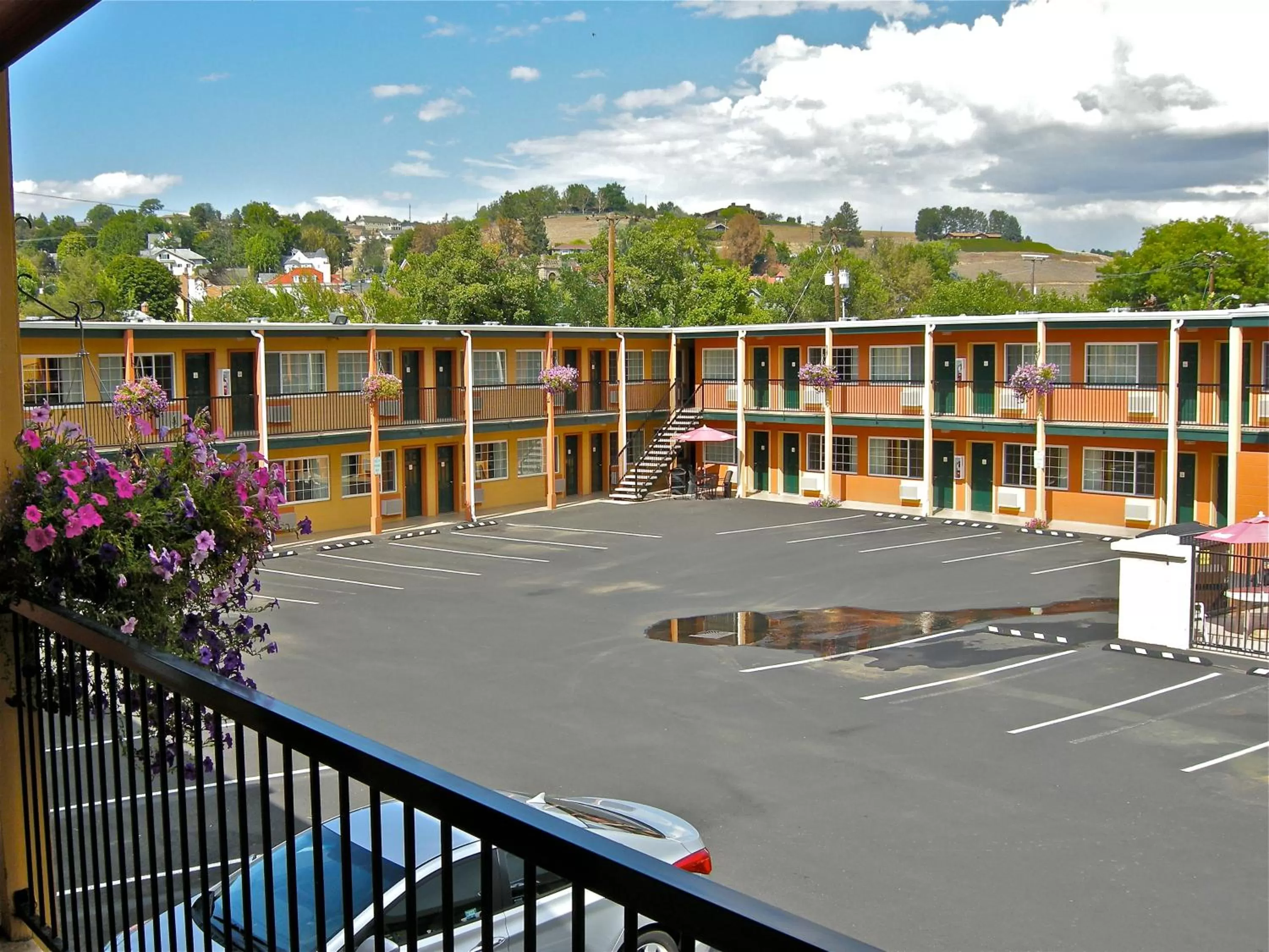 Property building in Americas Best Value Inn - Pendleton