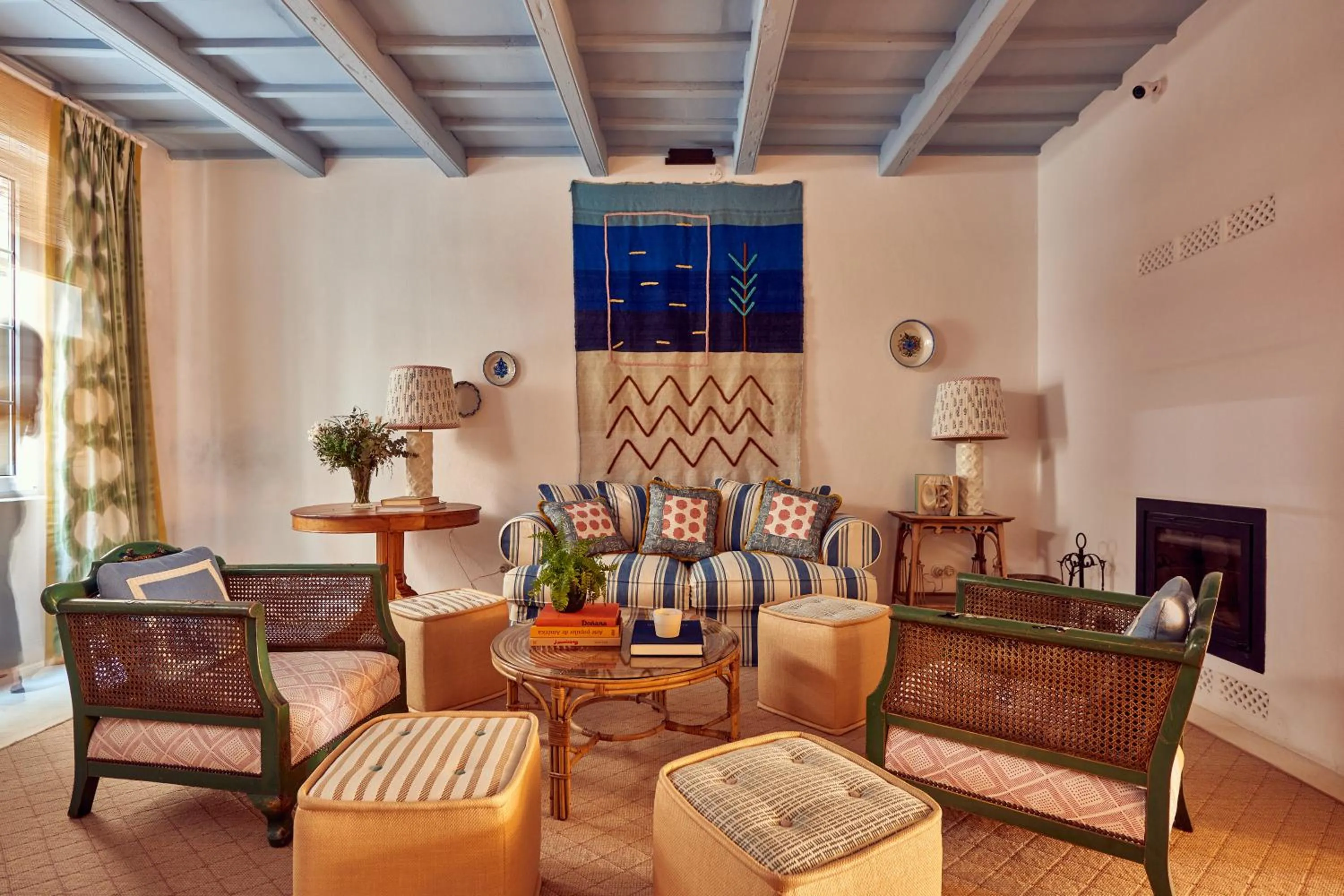 Living room in Cristine Bedfor Mahon Boutique Hotel