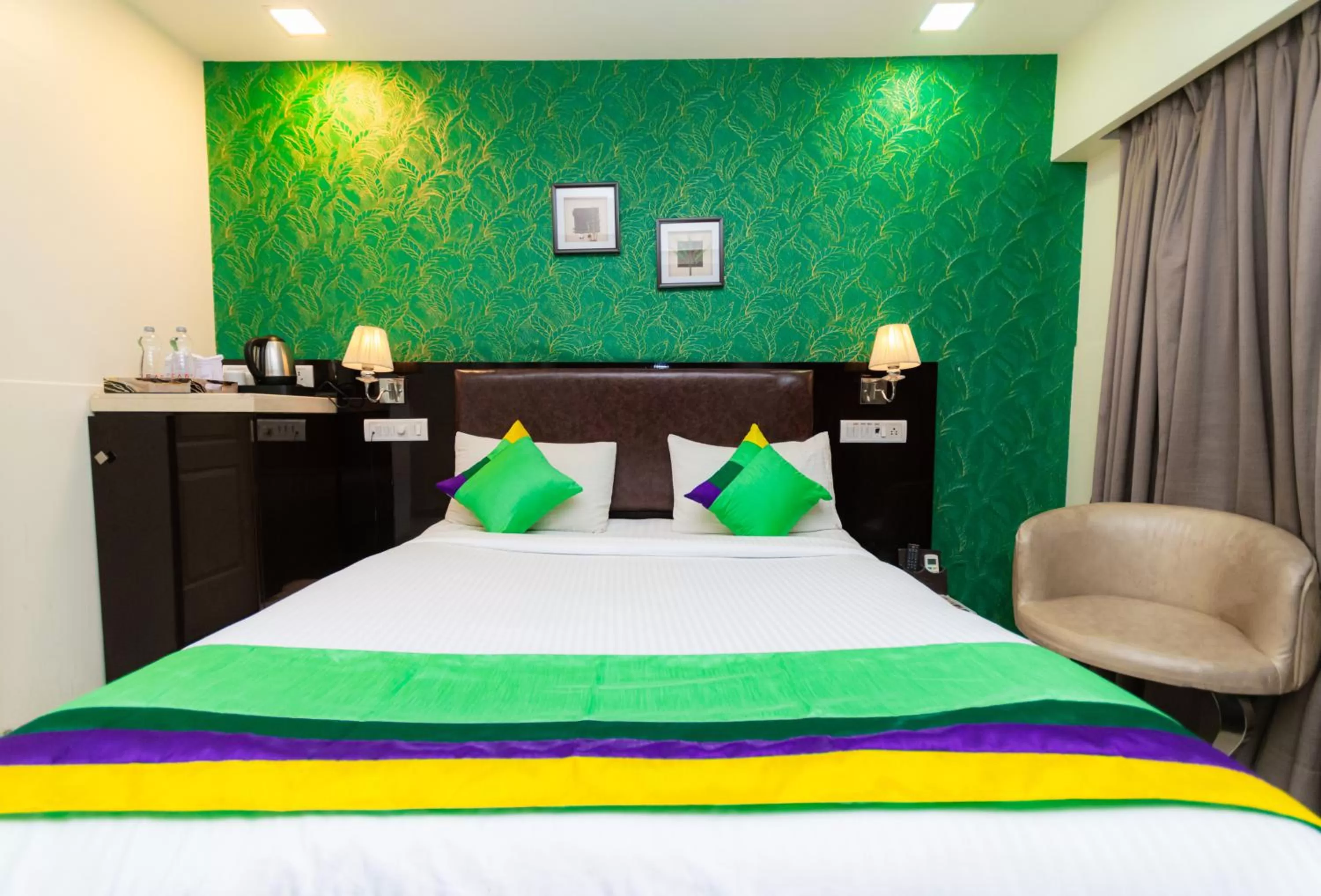 Standard Double Room - single occupancy in Laaiba Residency