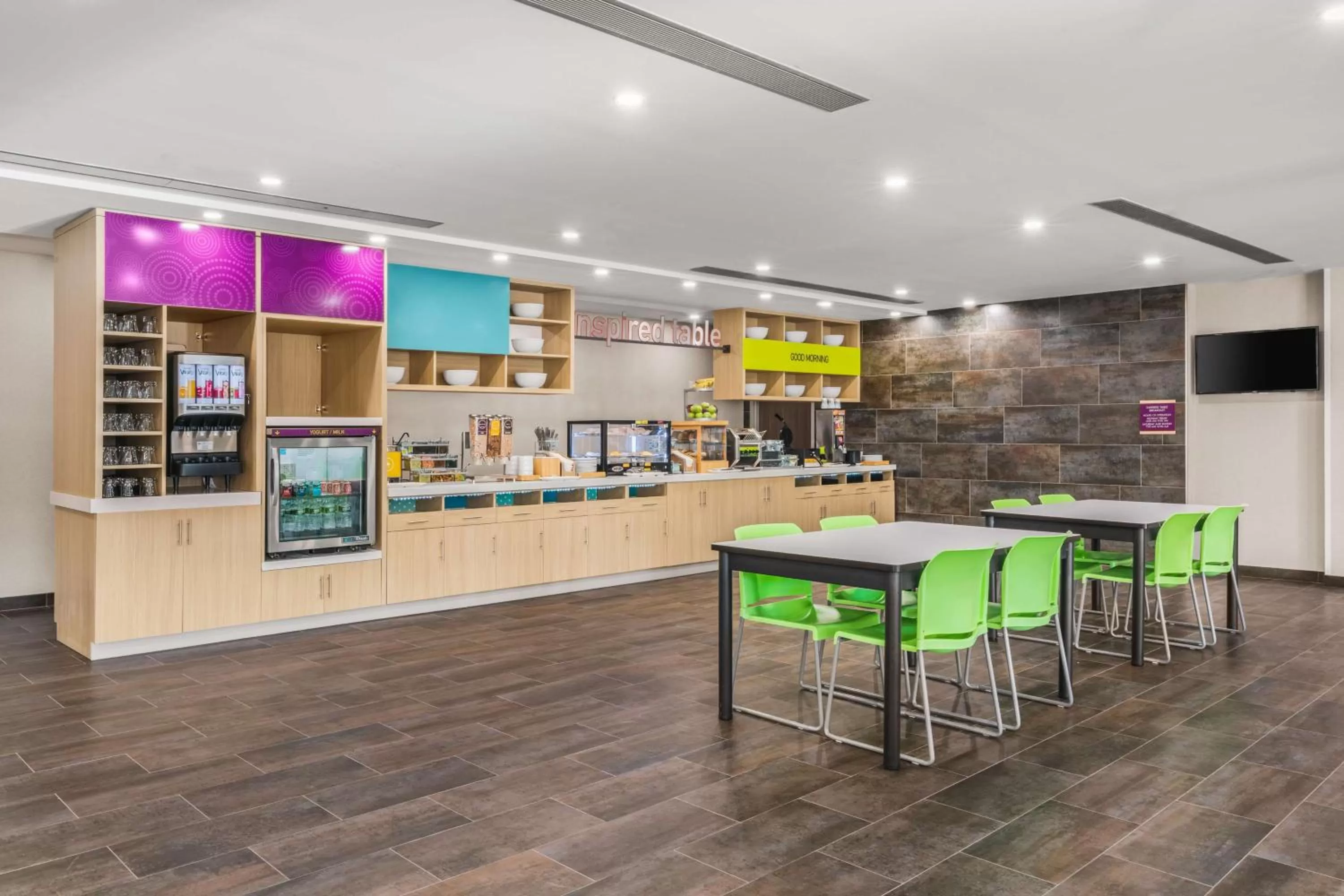 Breakfast in Home2 Suites By Hilton North Conway, NH