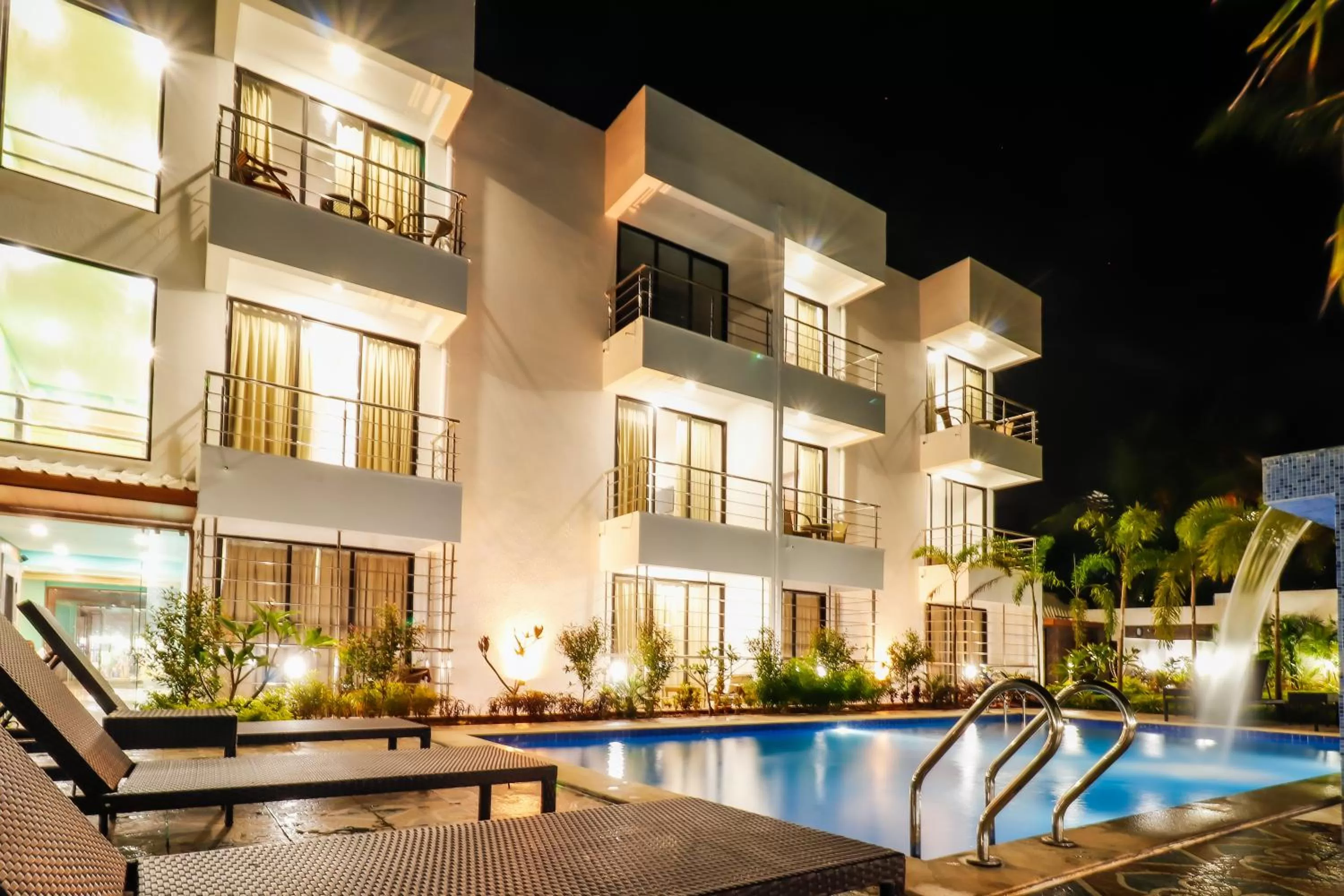 Property building in Miranda Beach Resort Baga