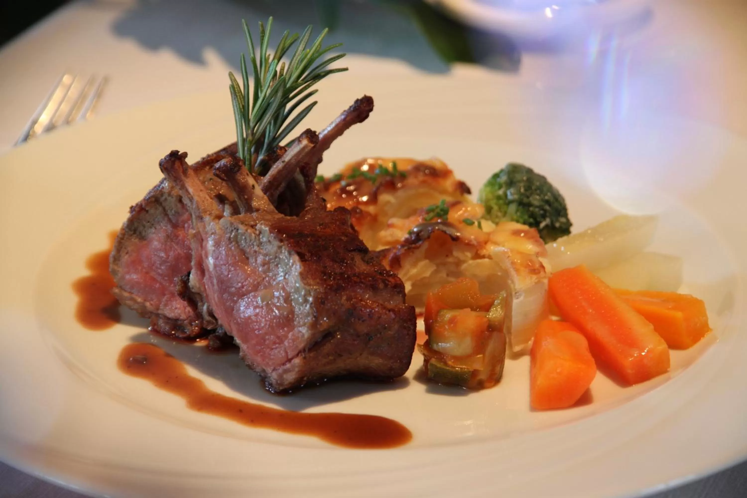 Restaurant/places to eat in Hotel Derby