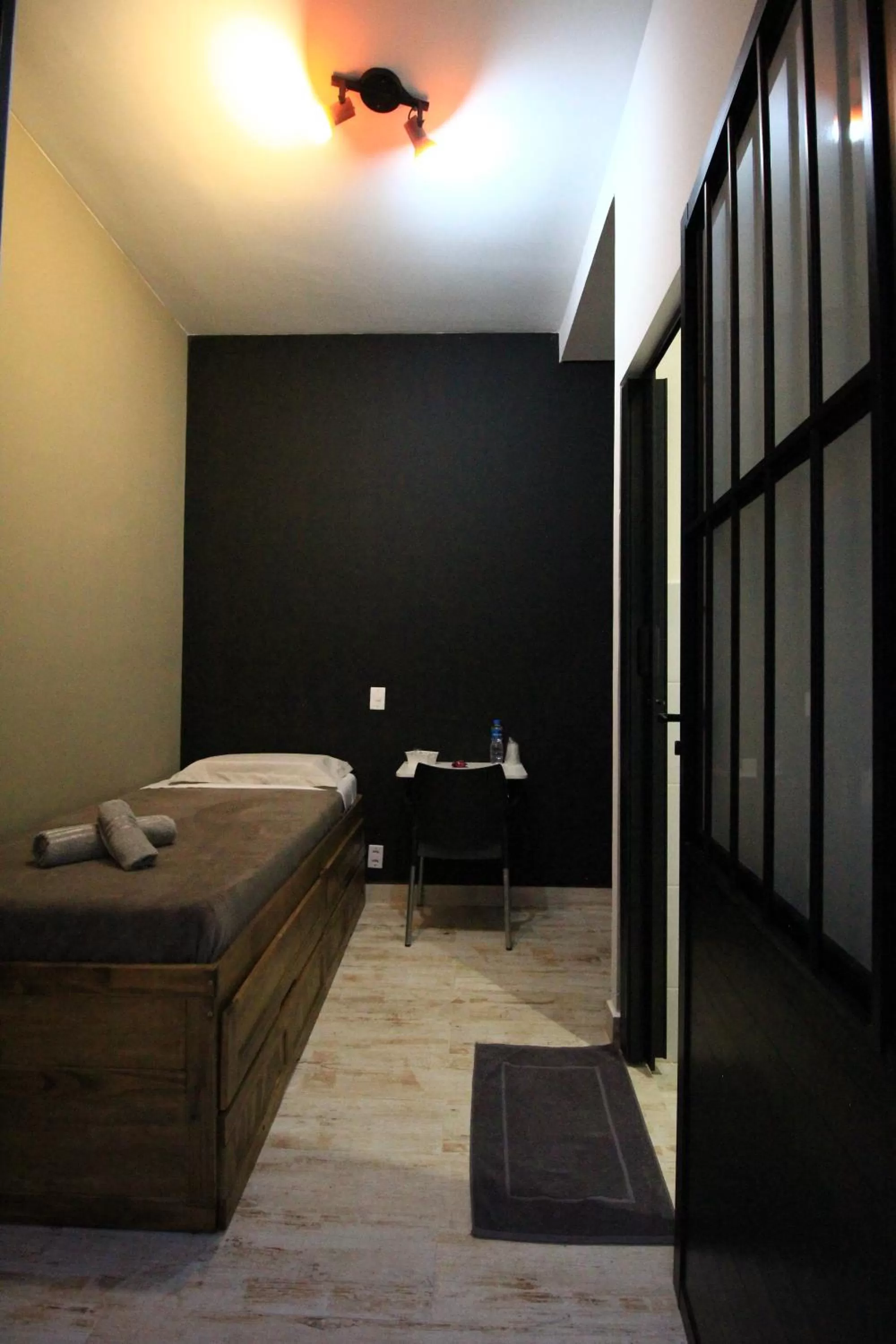 Standard Single Room - single occupancy in Hotel Com.Viver