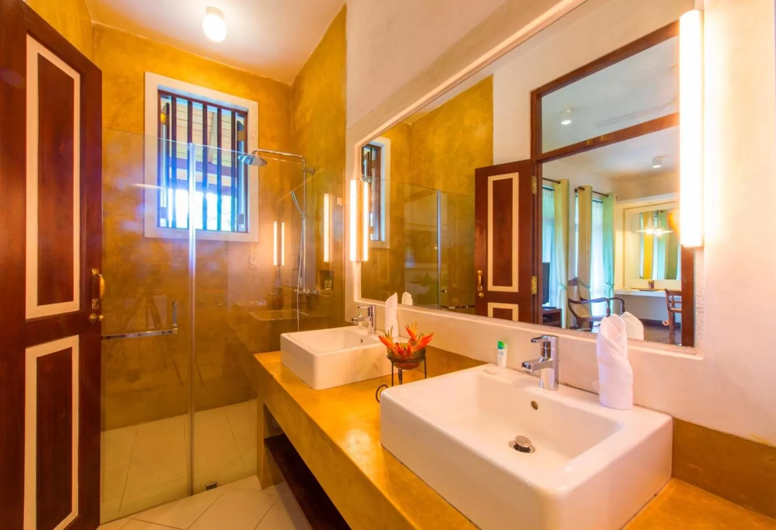 Bathroom in Zylan Colombo