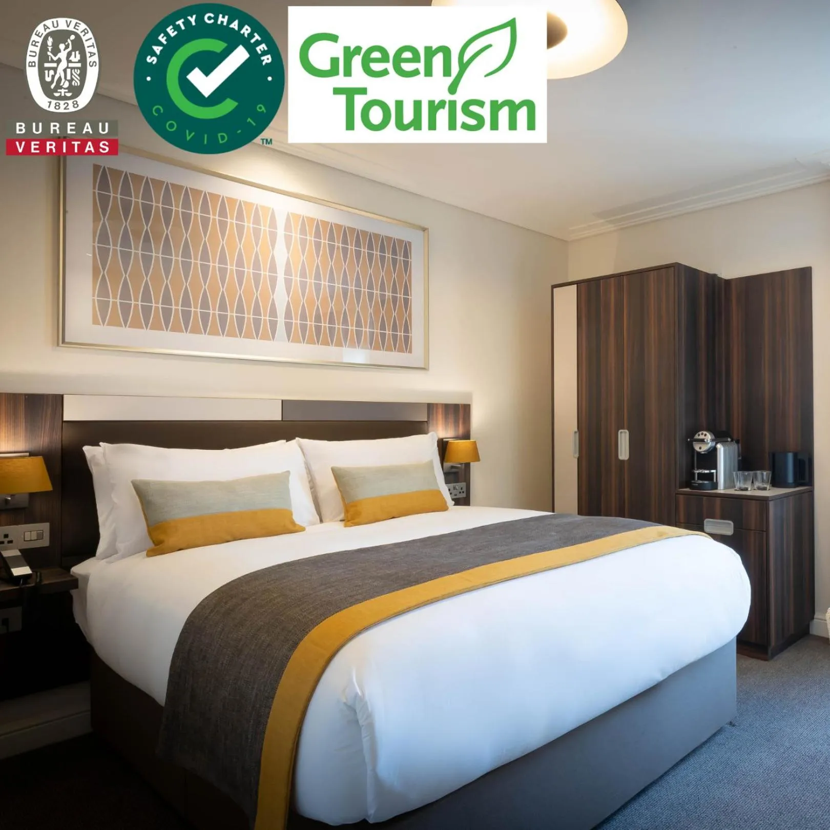 Bedroom, Bed in Hotel 7, Dublin City Centre