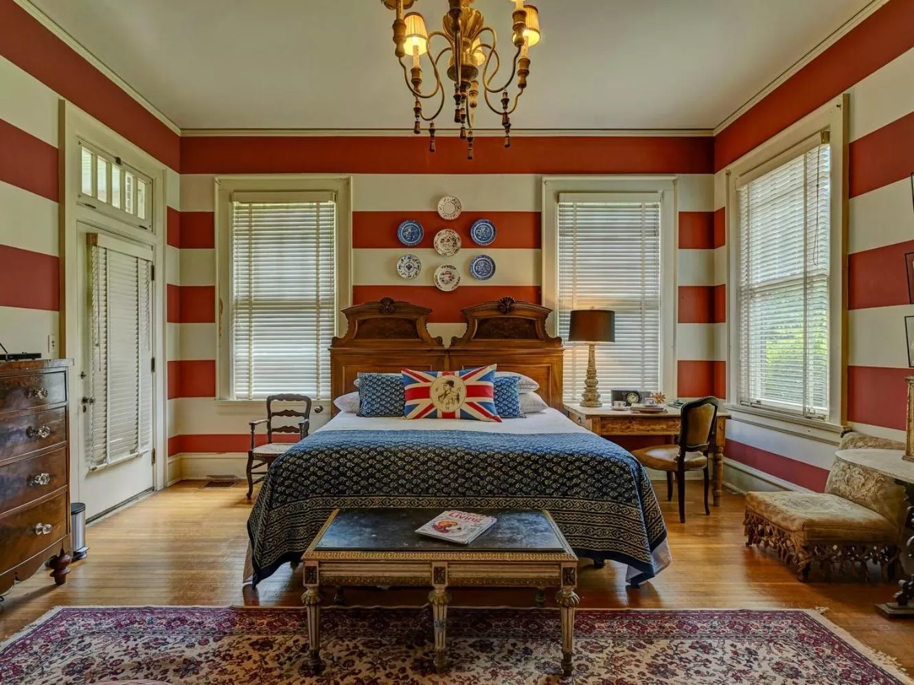 Classic Triple Room in The English Merchant's Inn