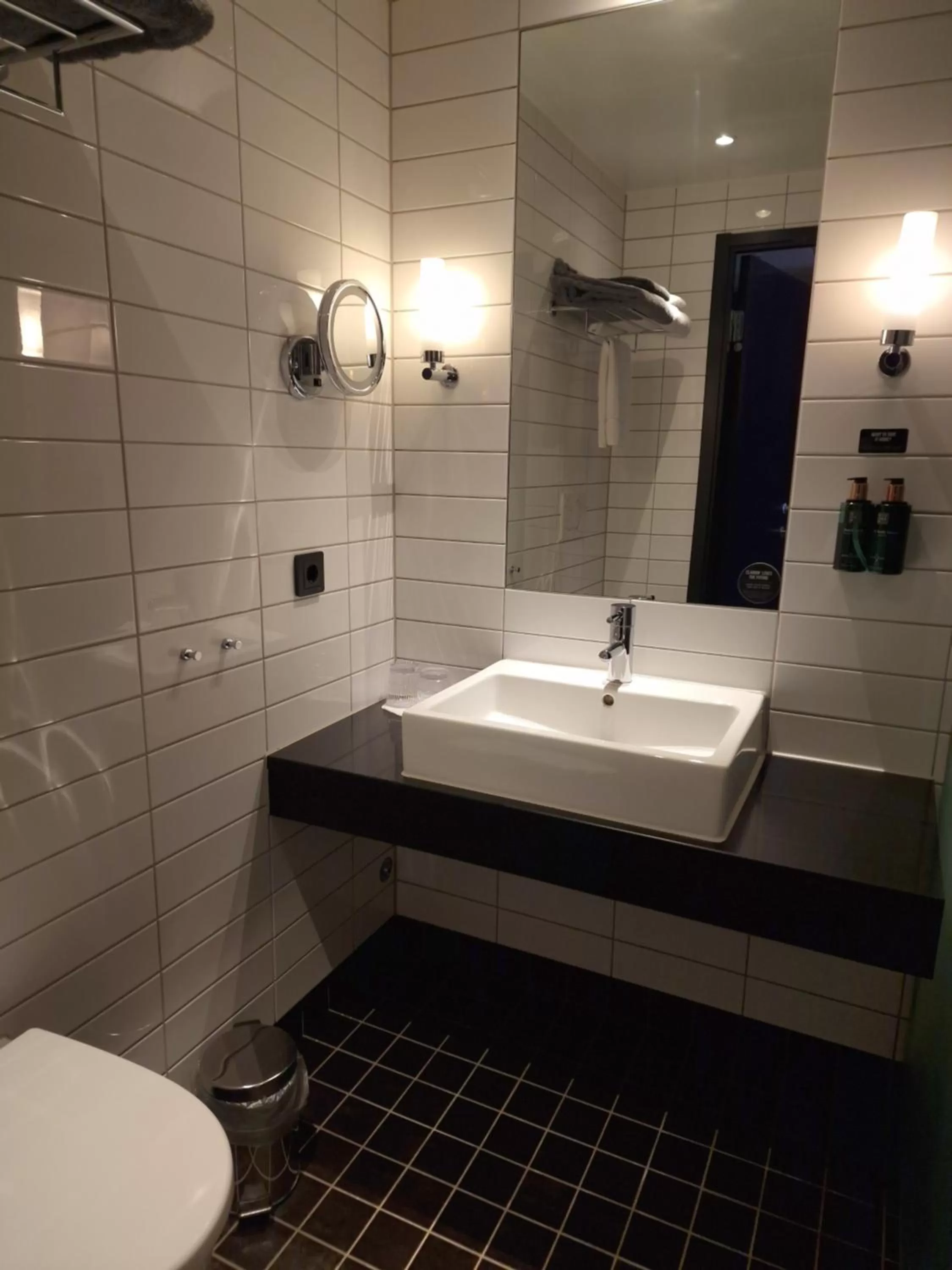 Bathroom in Clarion Hotel Sense