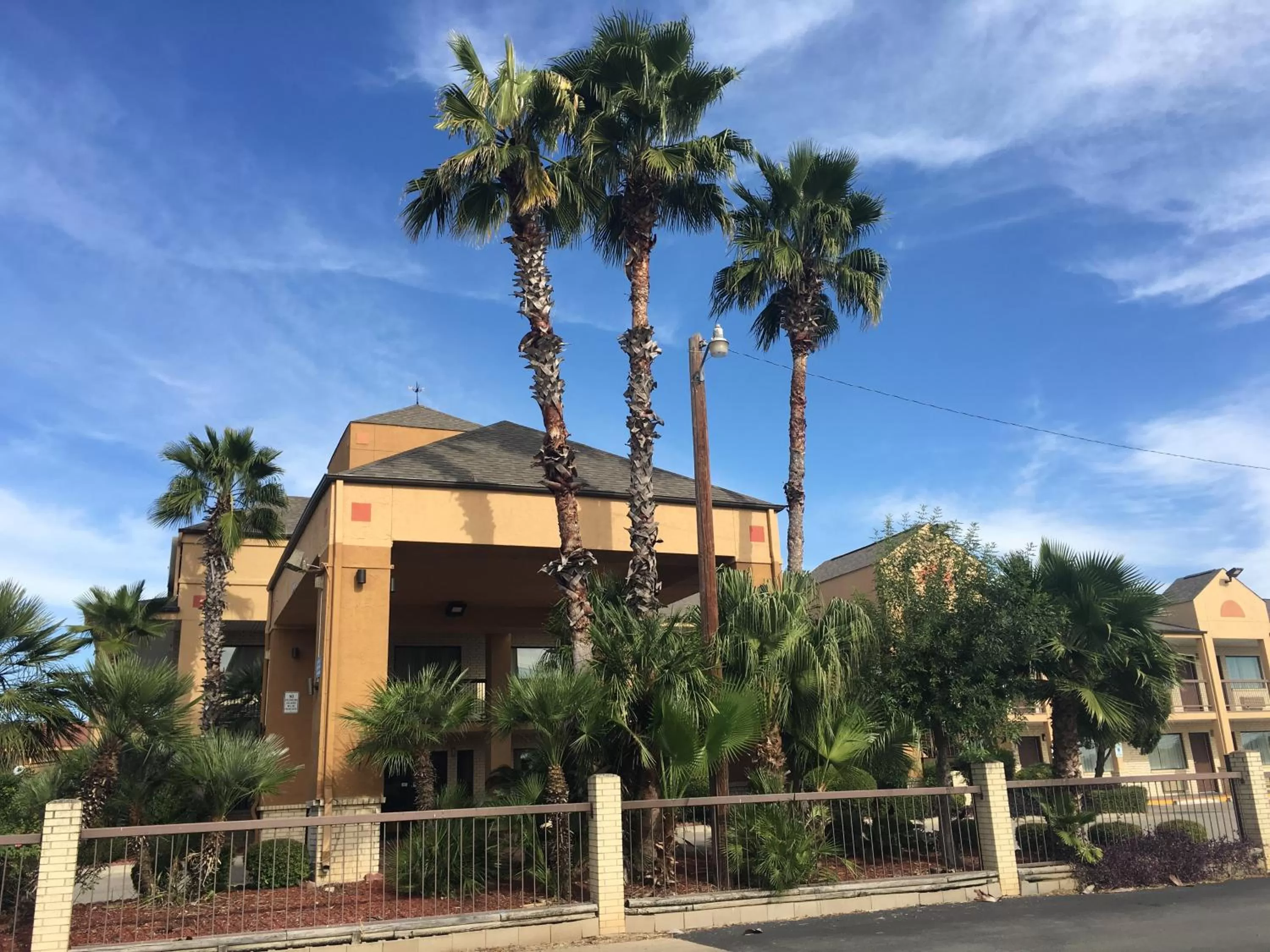 Area and facilities in Ramada by Wyndham San Antonio Near SeaWorld - Lackland AFB