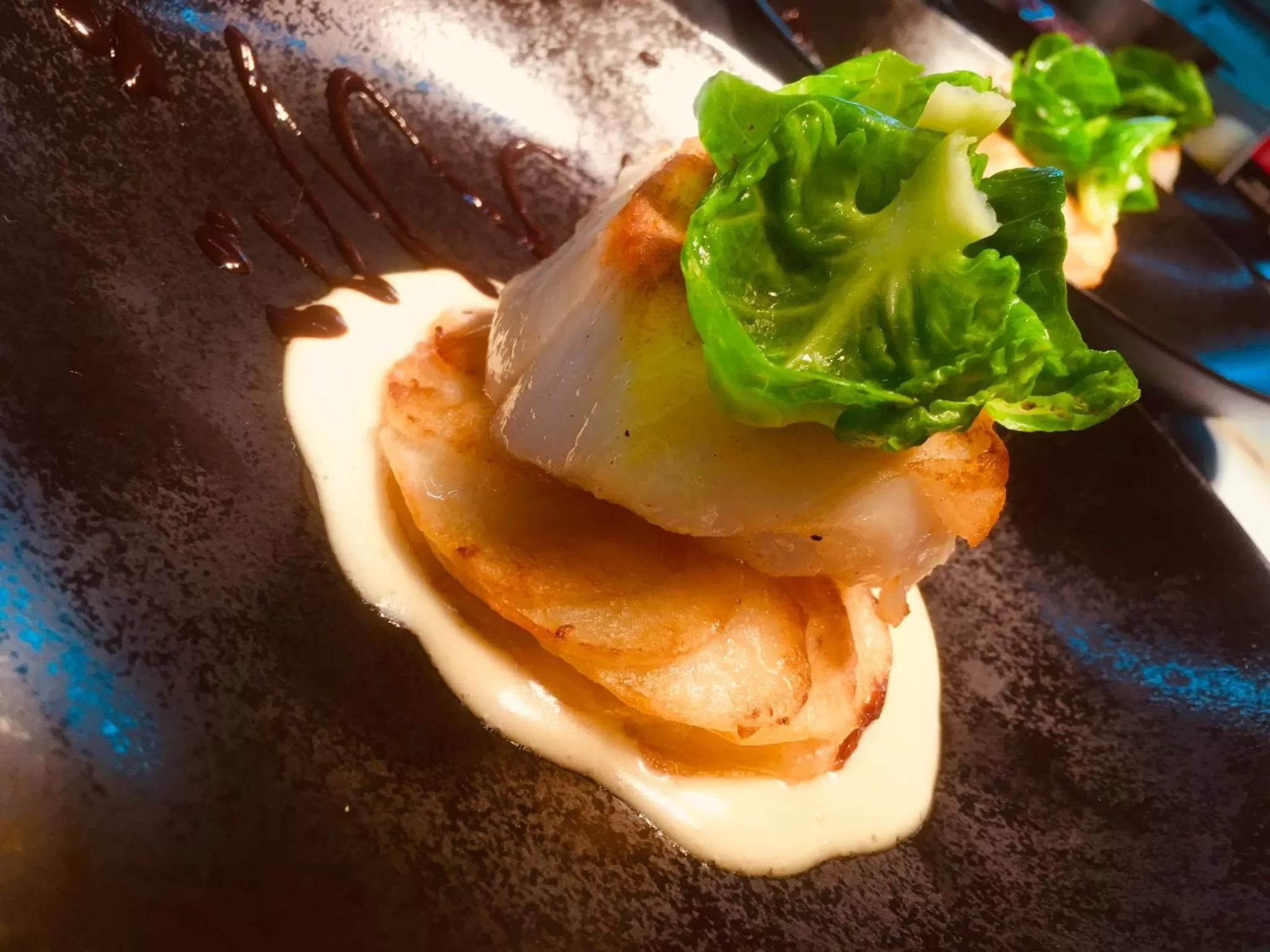 Food and drinks in Logis Hôtel-Restaurant Le Commerce