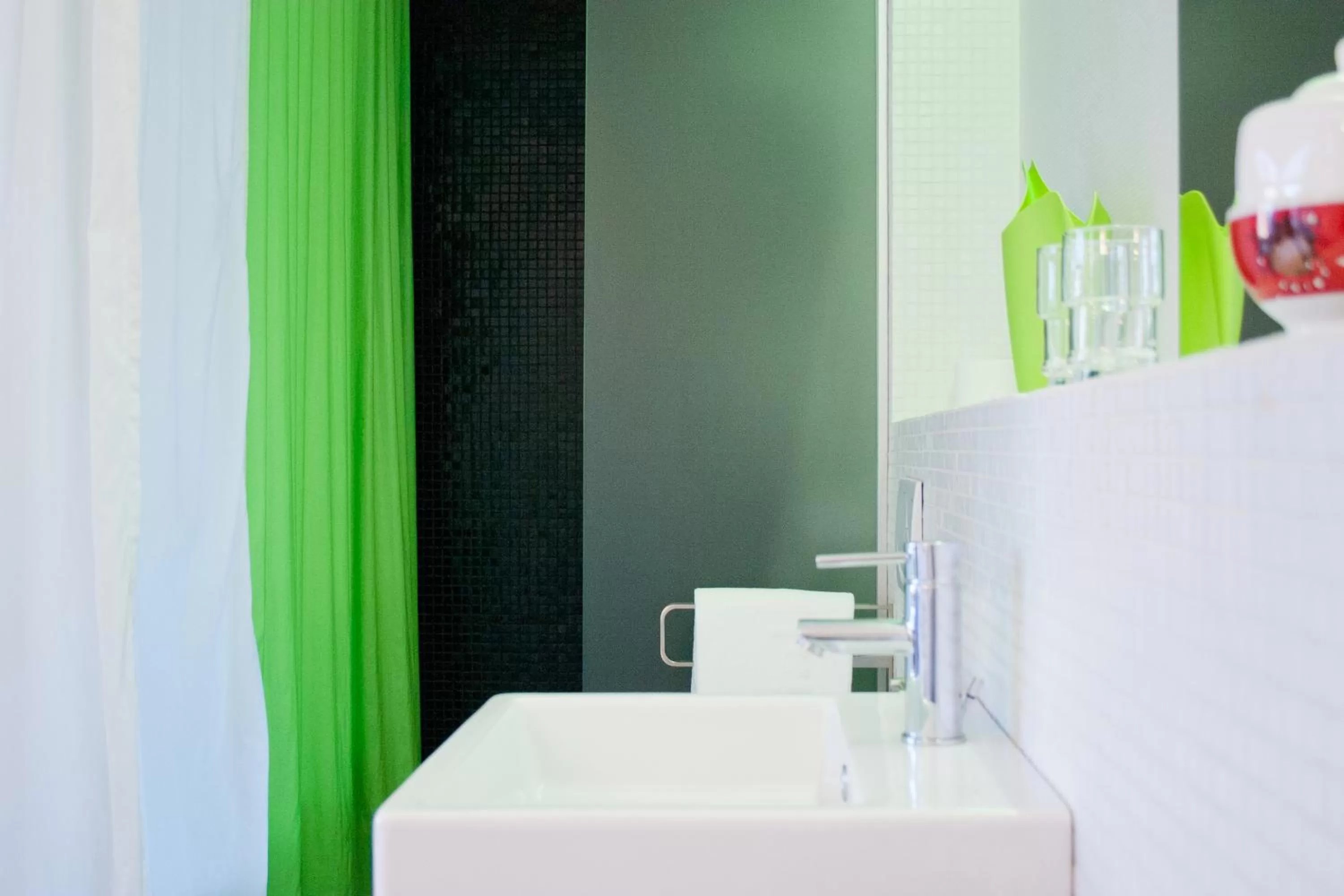 Toilet in B&B Lodging At 8