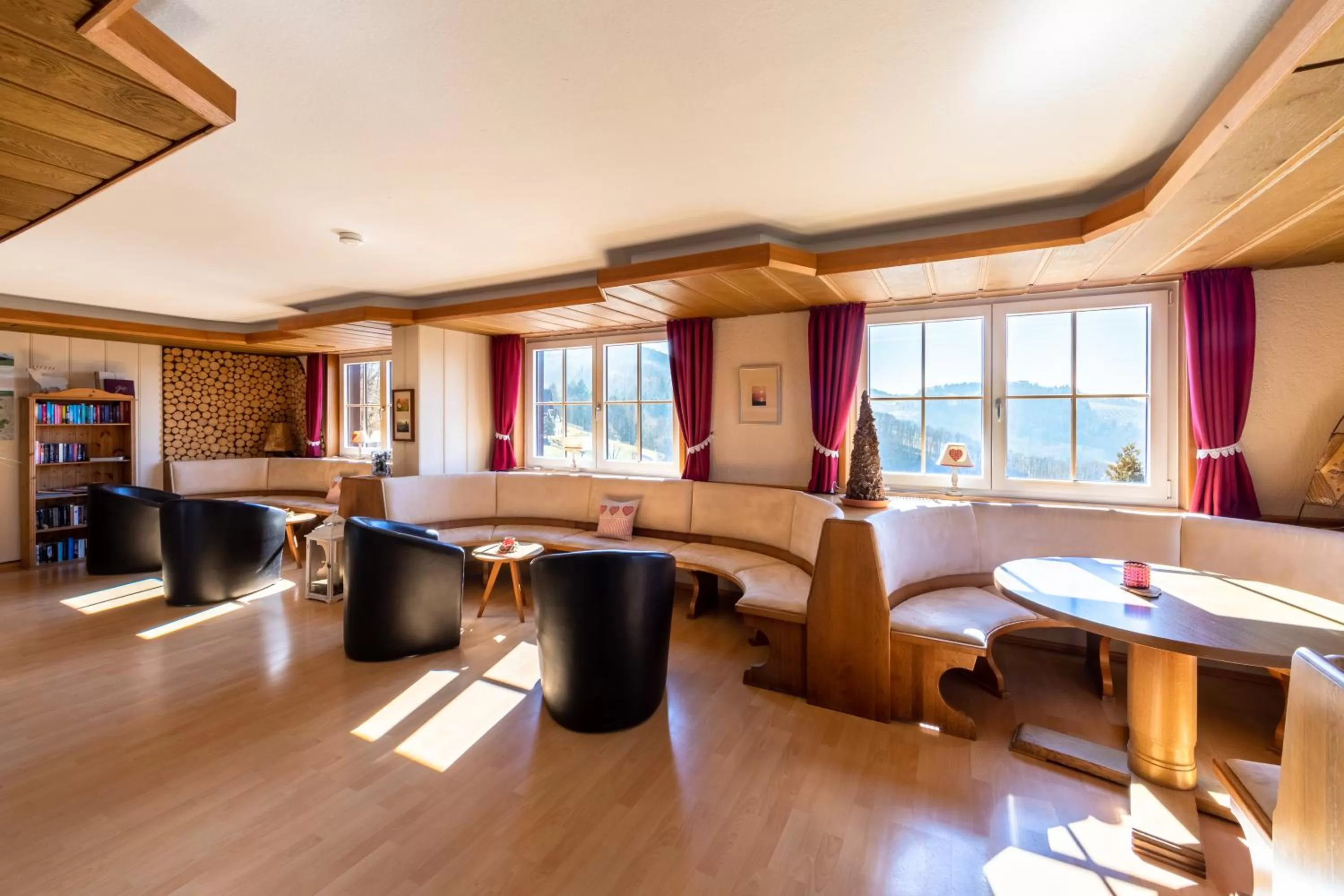 Seating area in RelaxHotel Tannenhof