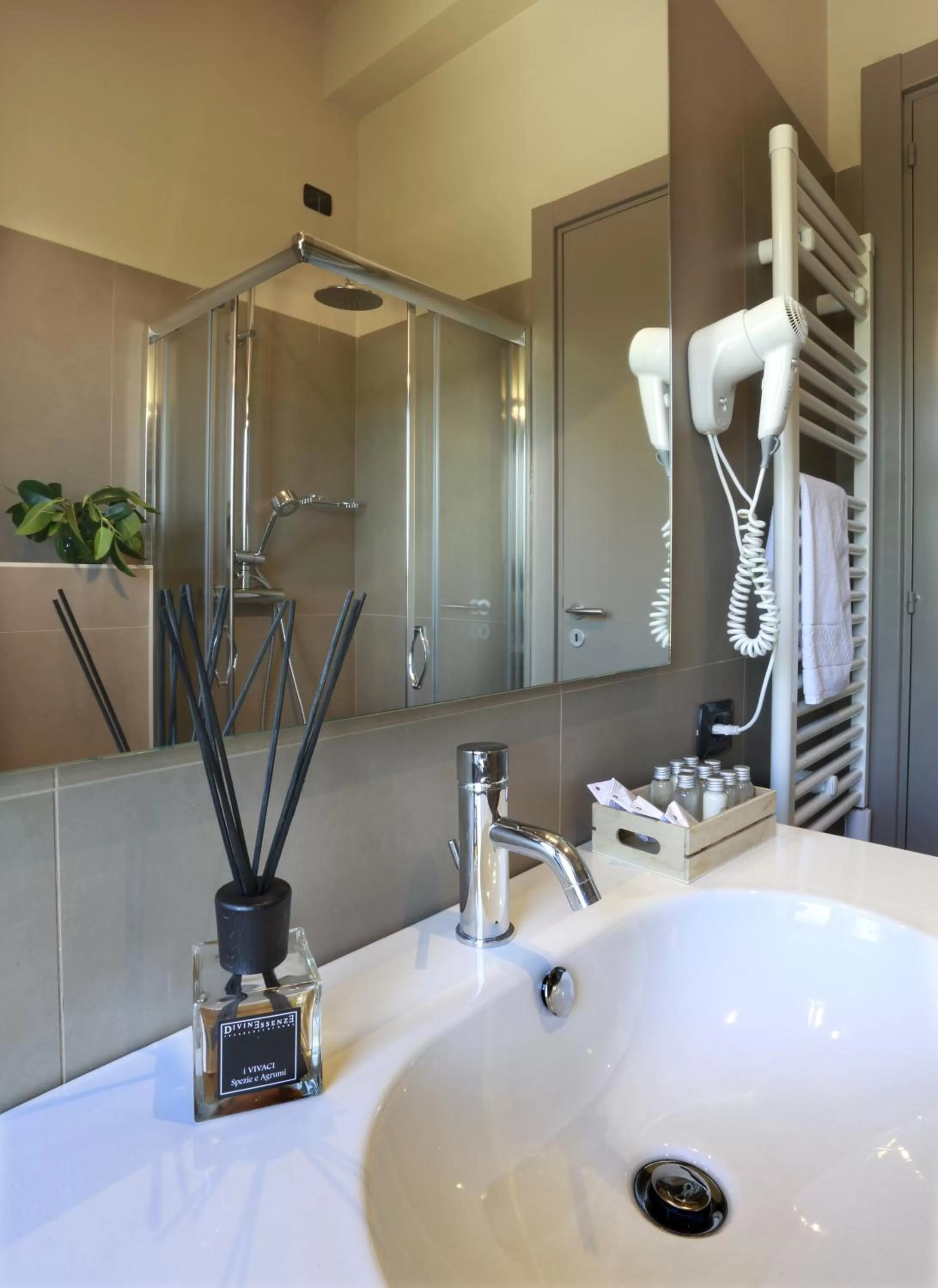 Bathroom in Hotel Aloisi