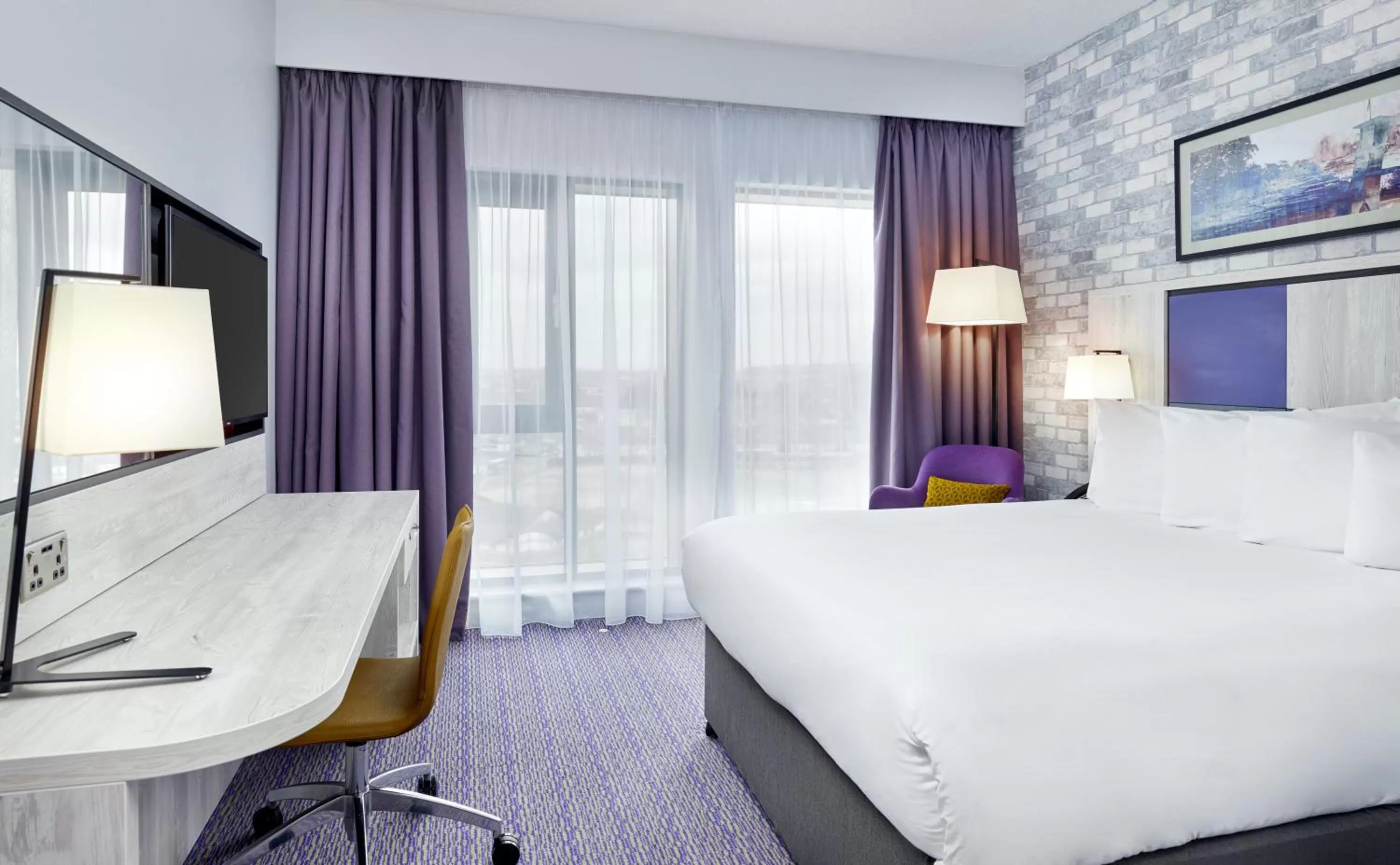 Superior Double Room in Leonardo Hotel Swindon