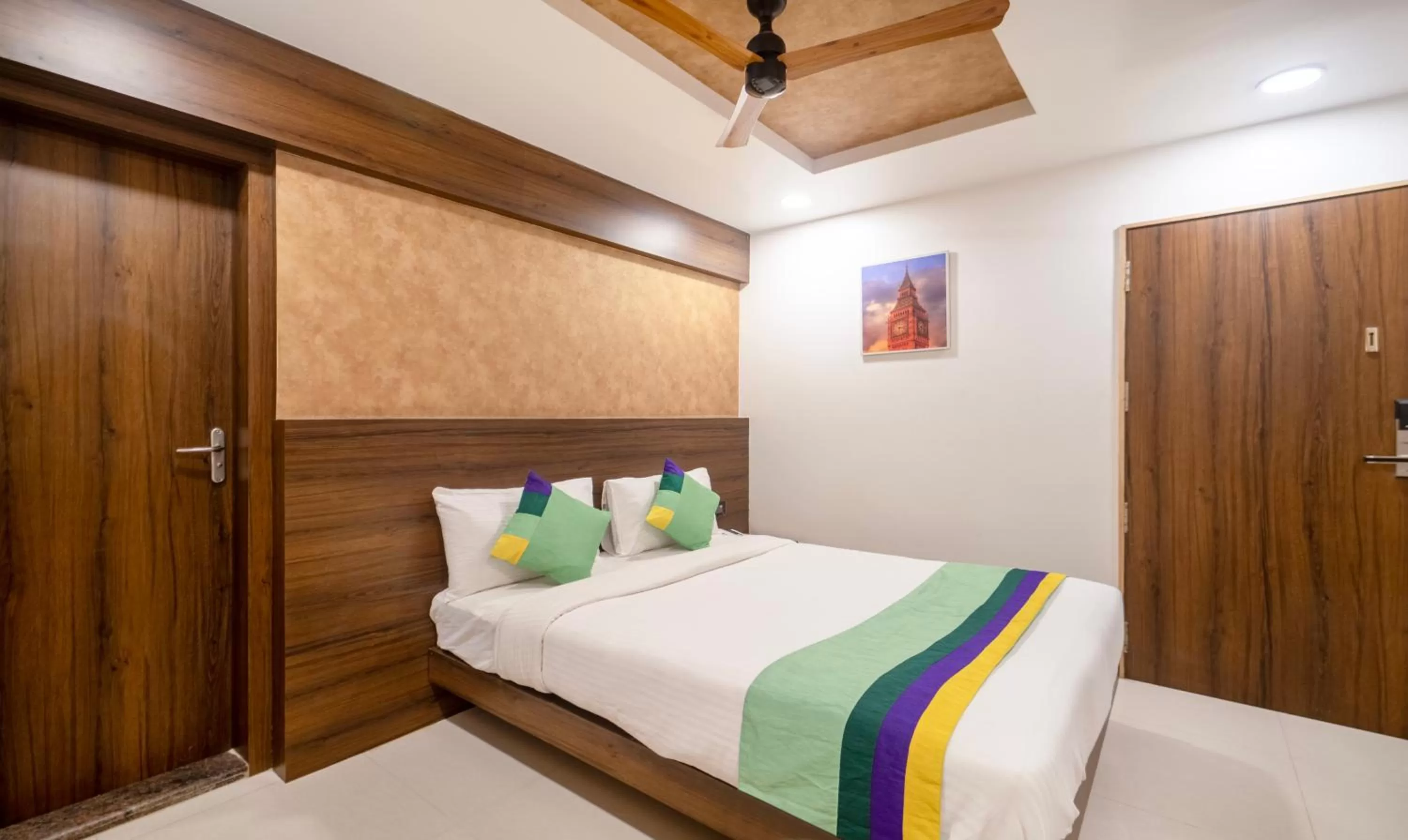 Bedroom, Bed in Treebo Golden Swan Pammal