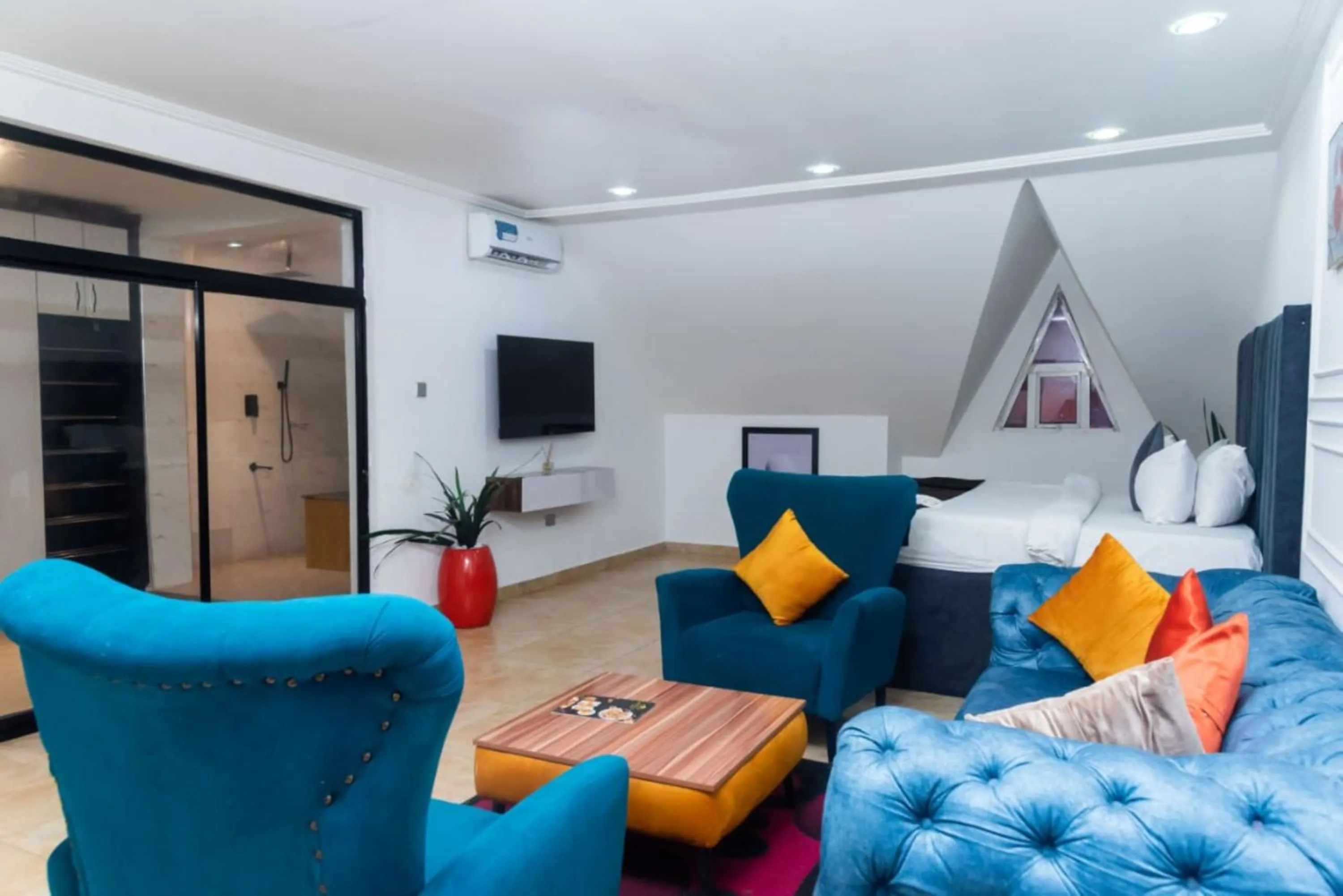 Living room in The Grosvenor Suites Gwarinpa Abuja