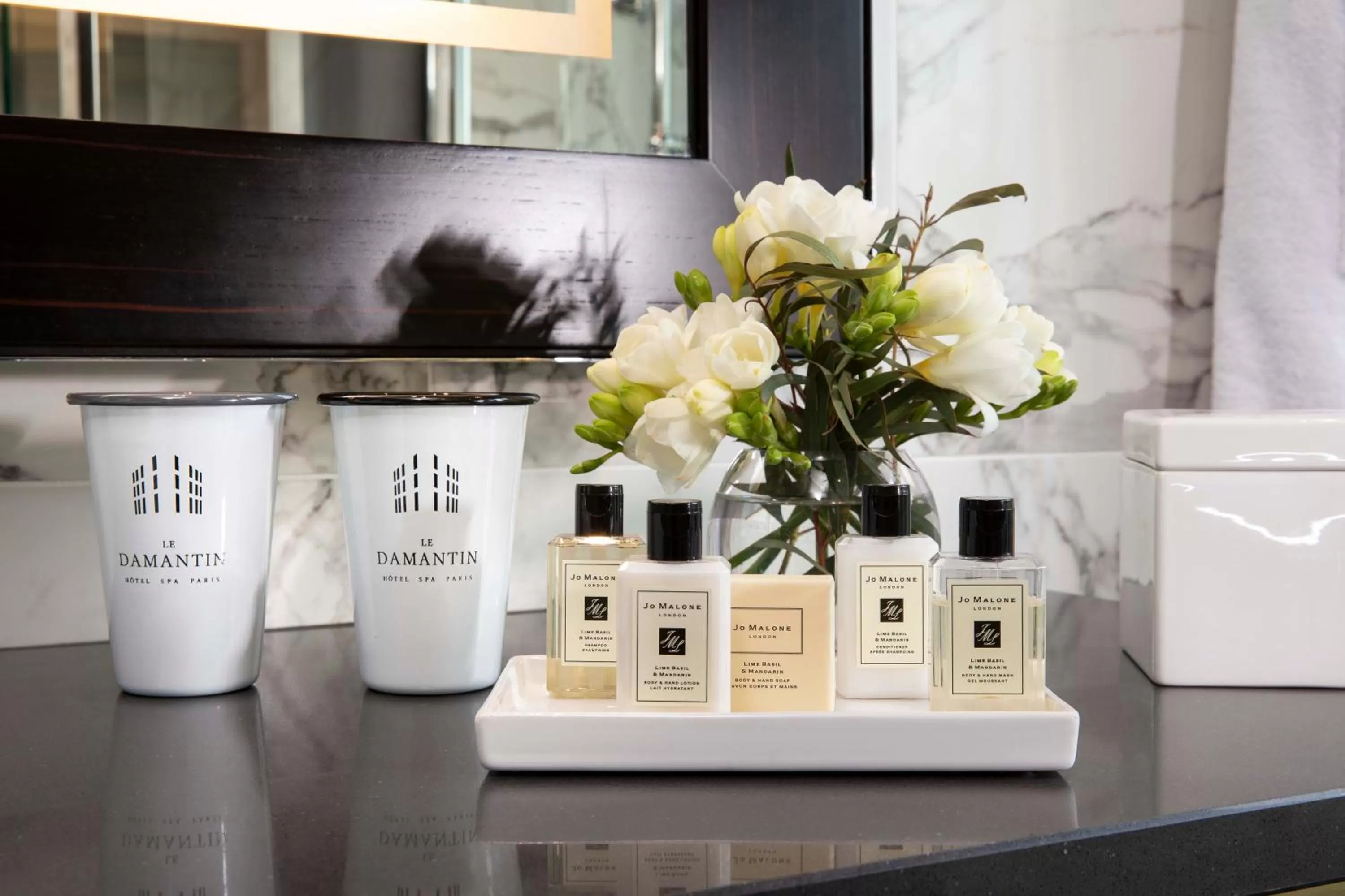 Bathroom in Le Damantin Hôtel & Spa
