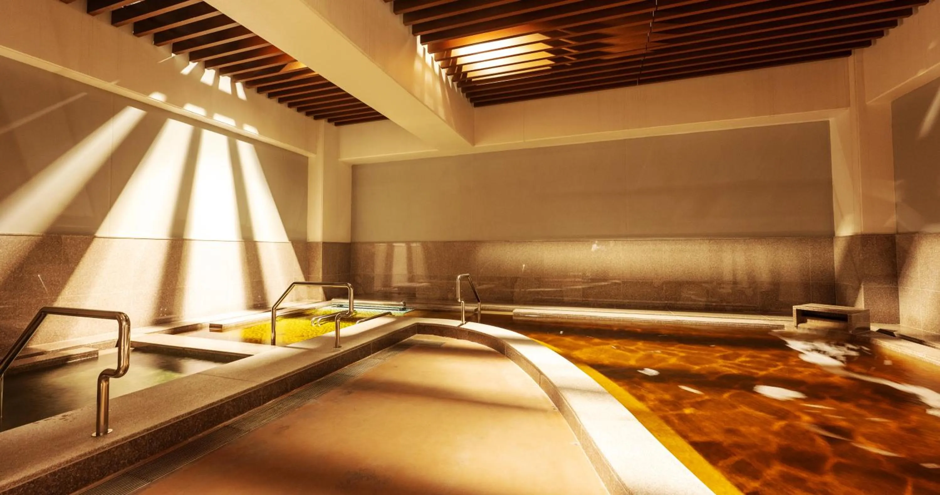 Spa and wellness centre/facilities in HOTEL SANSUI NAHA Ryukyu Onsen Naminoue-No-Yu