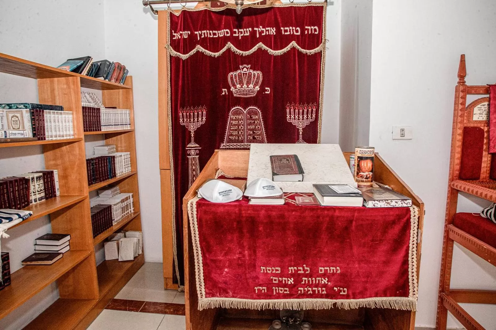 Property building, Bed in Red Sea Hotel