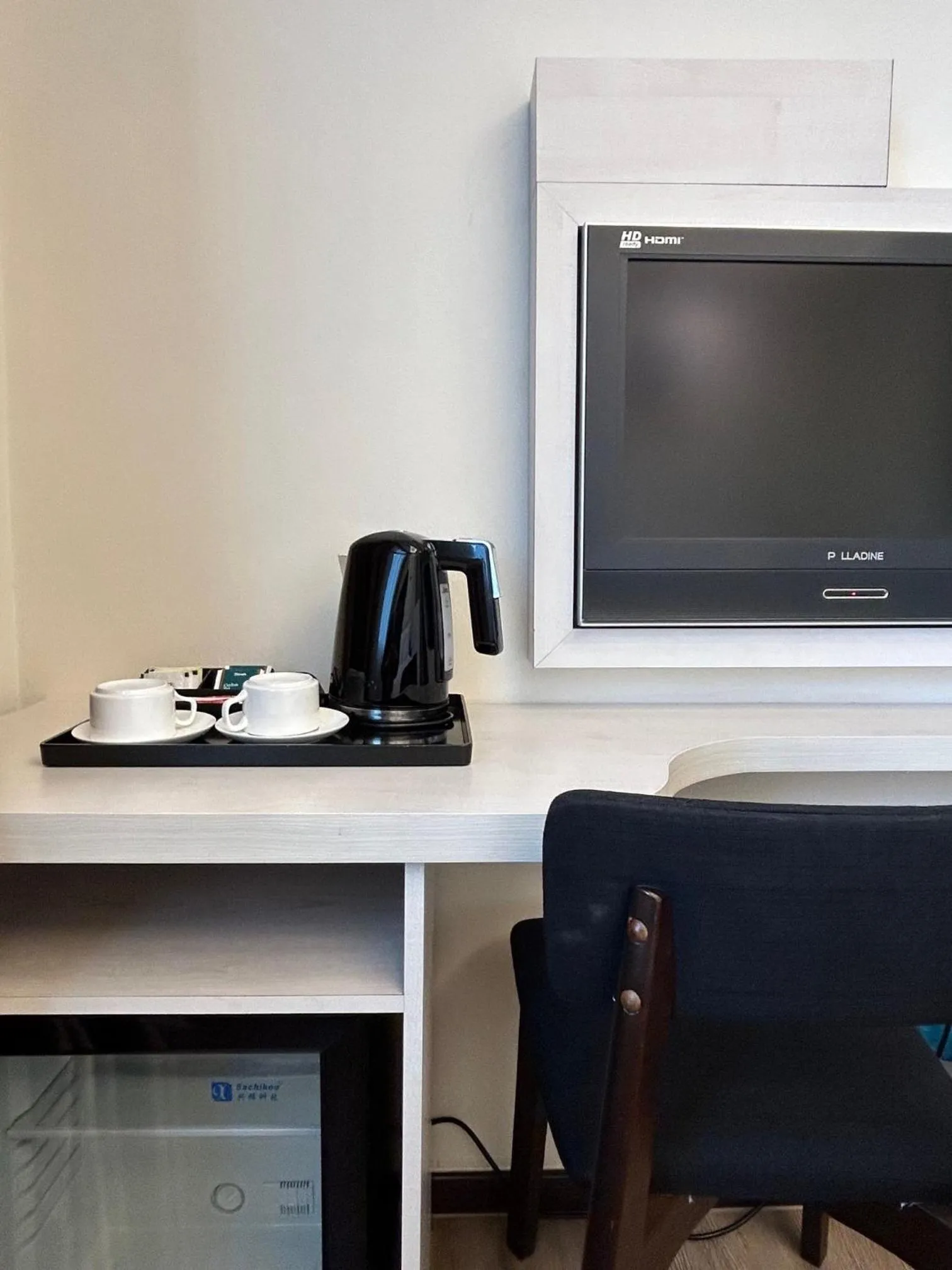 TV and multimedia in Link Hotel Singapore