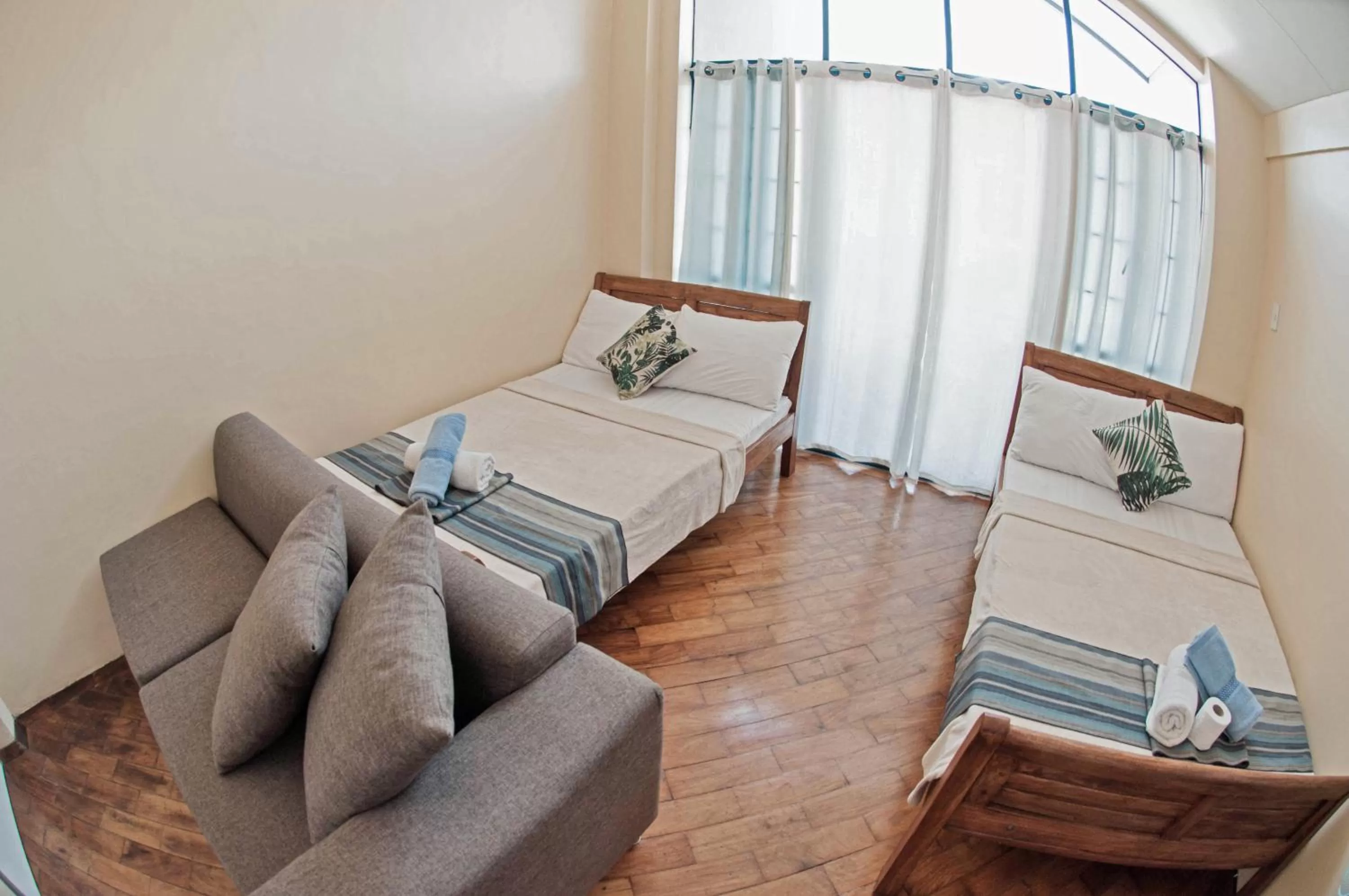 Bed in The Half House by Elmar Cabin