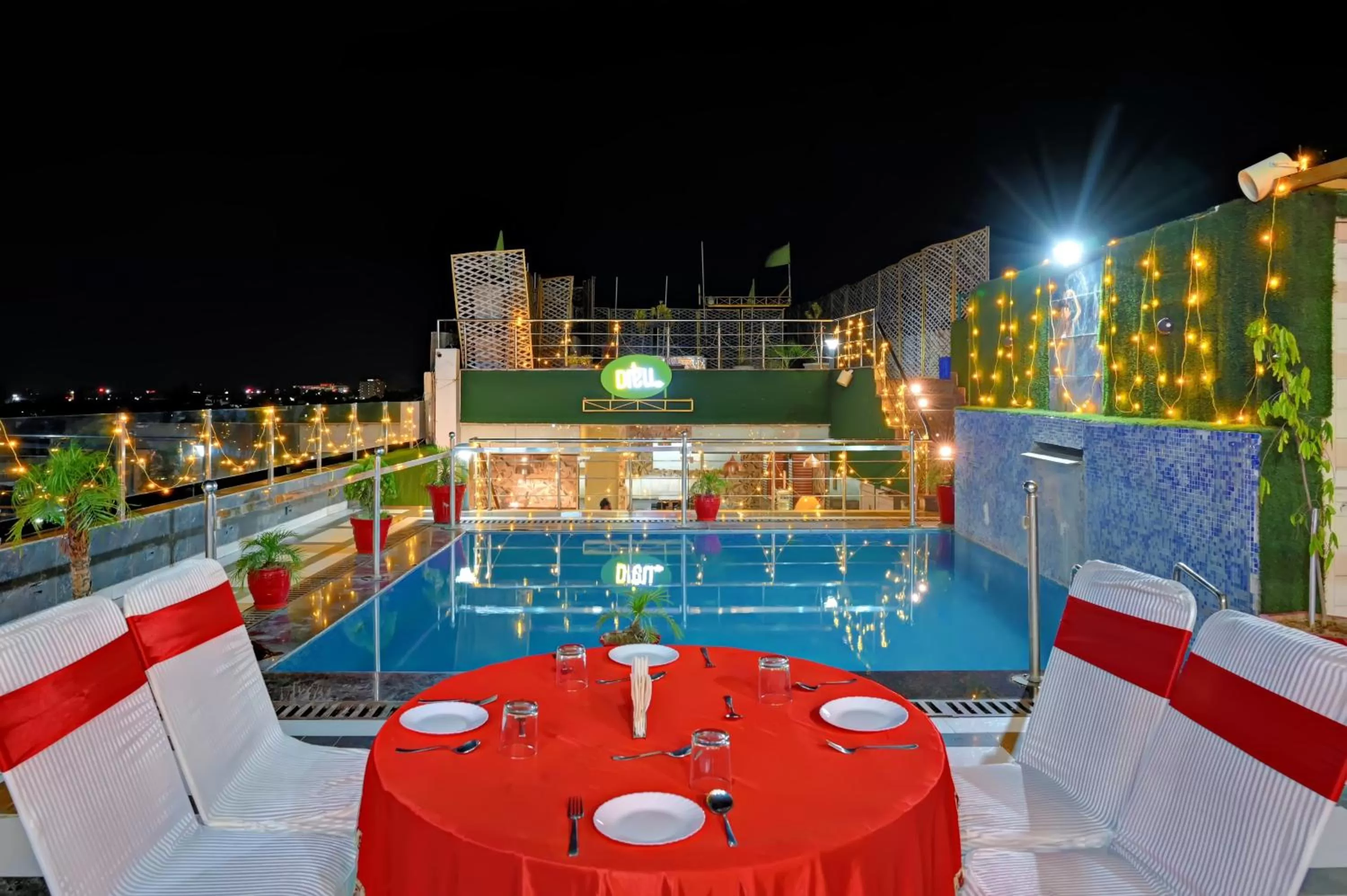 Pool view in Crestline Sallow Club