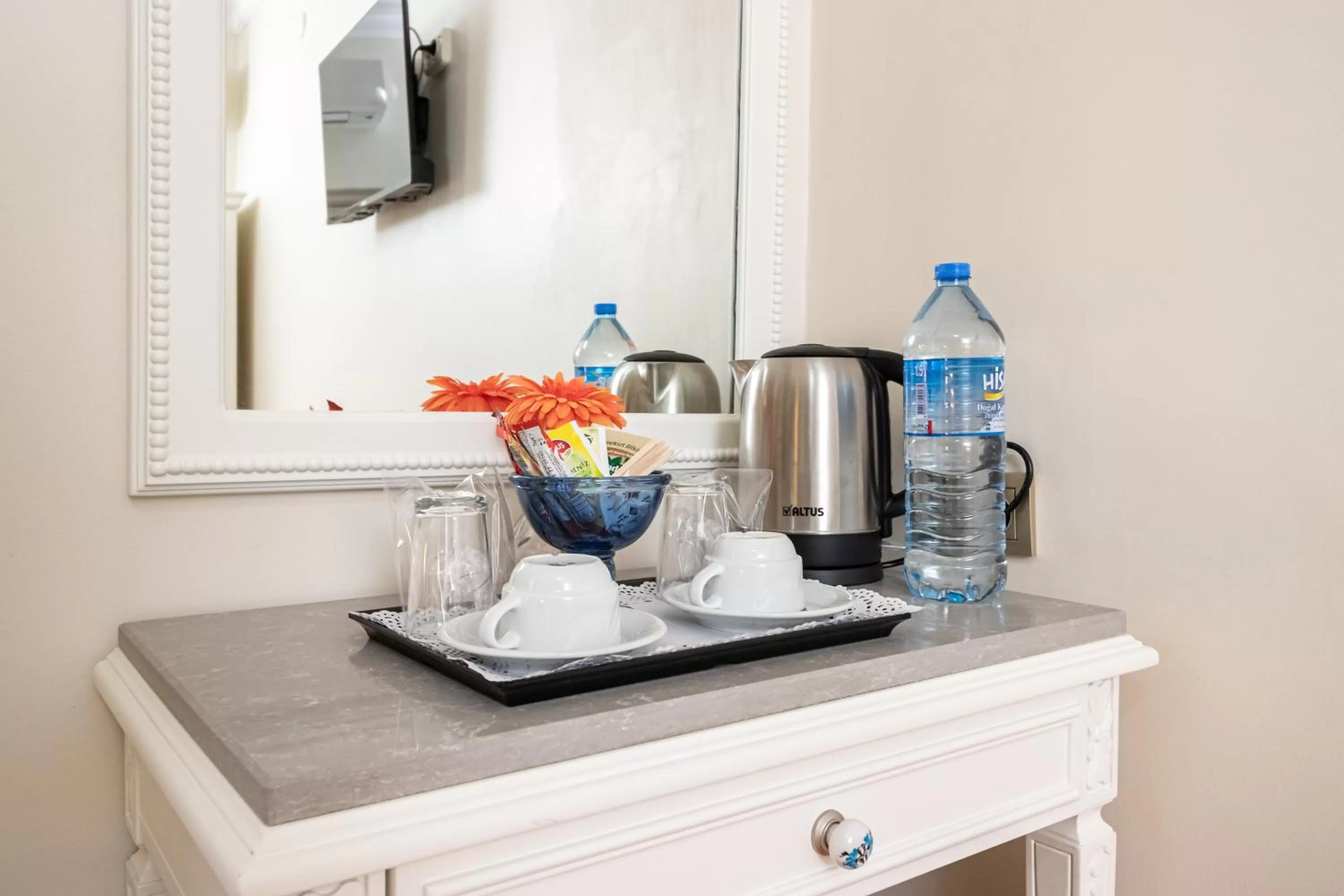 Connecting Family Room in Alzer Hotel