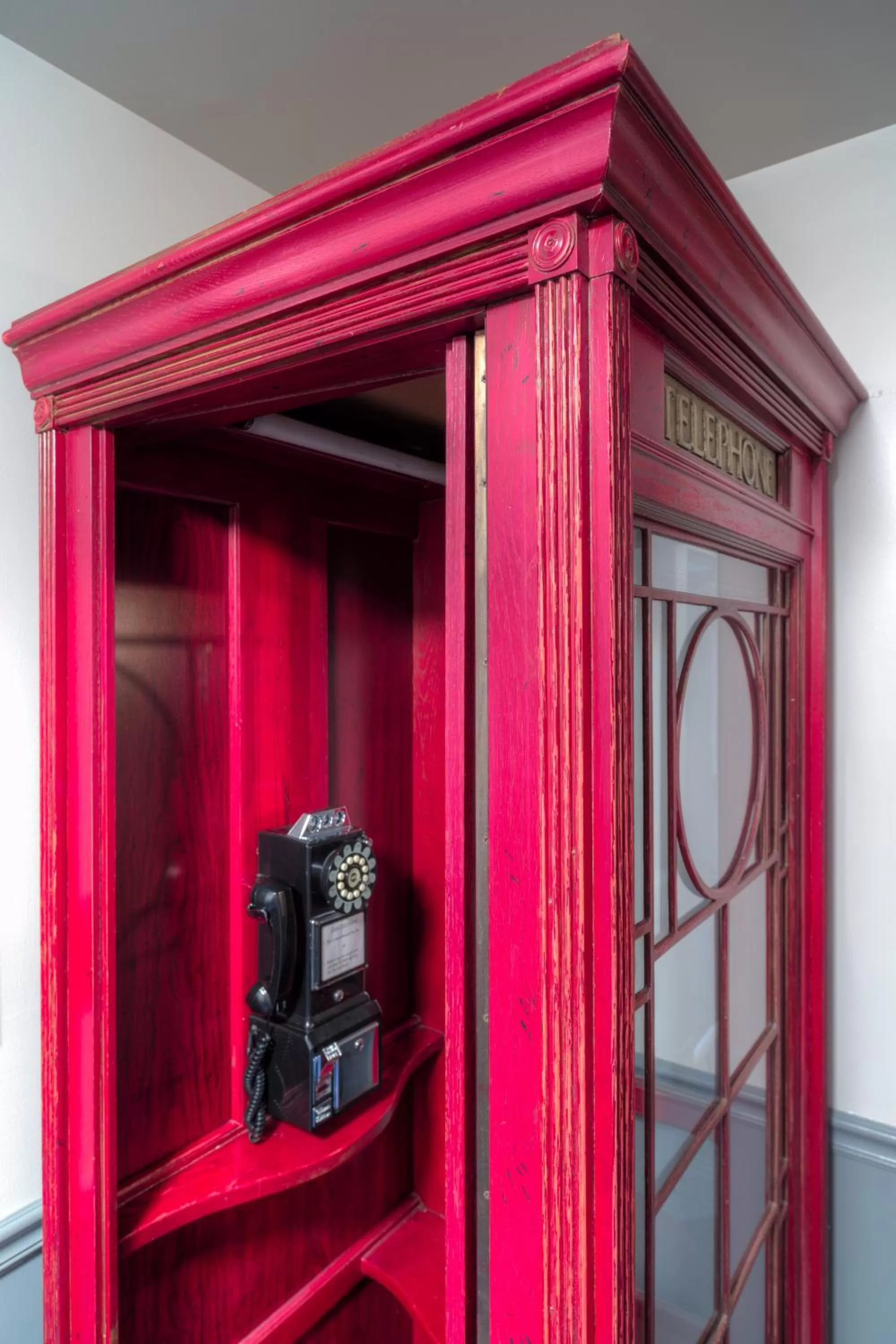 Decorative detail in The Hotel Portsmouth - Downtown