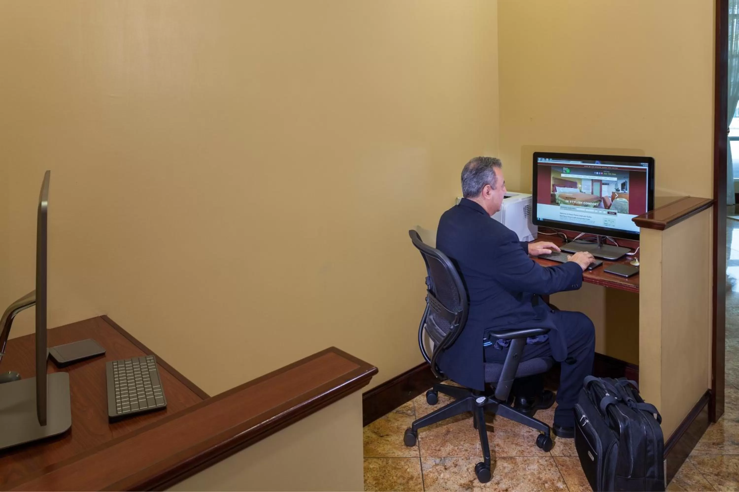 Lobby or reception in Desert Palms Hotel & Suites Anaheim Resort