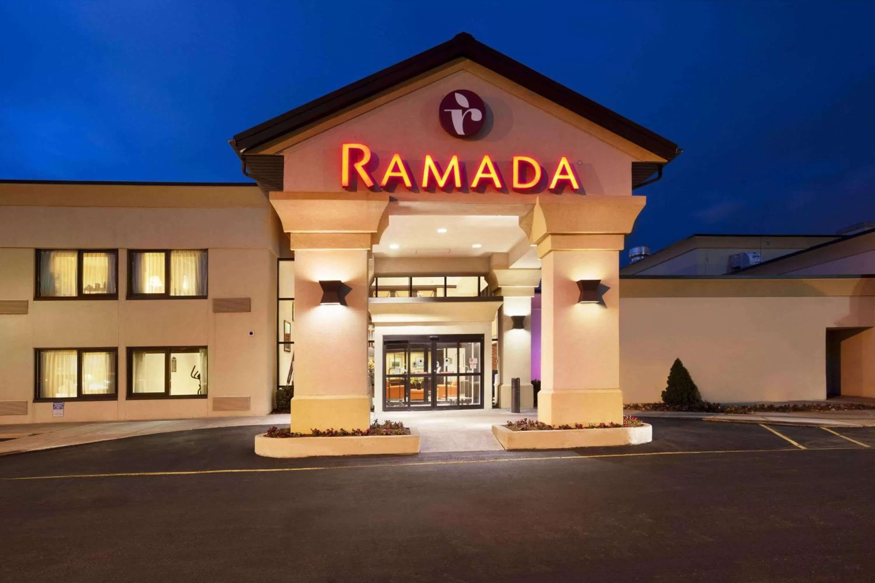 Property building in Ramada by Wyndham Newark/Wilmington